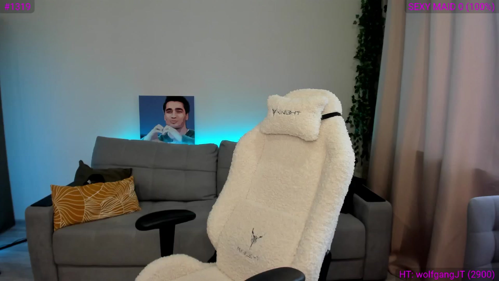 Gallery image thumbnail from Ellies_Smile's myfreecams stream on, 11/23/2024, 10:23 image 20 of 20