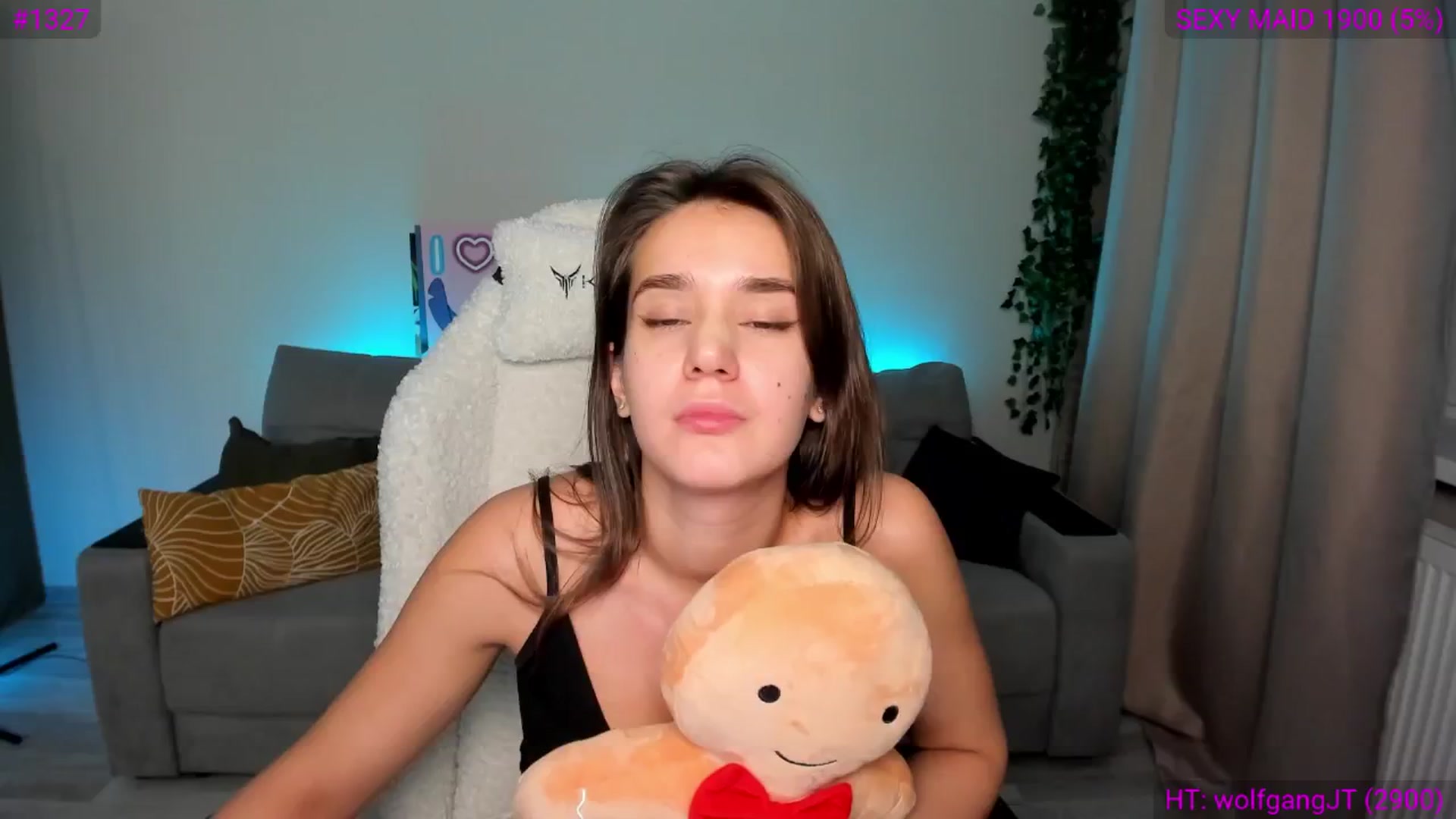 Gallery image thumbnail from Ellies_Smile's myfreecams stream on, 11/23/2024, 17:58 image 7 of 20