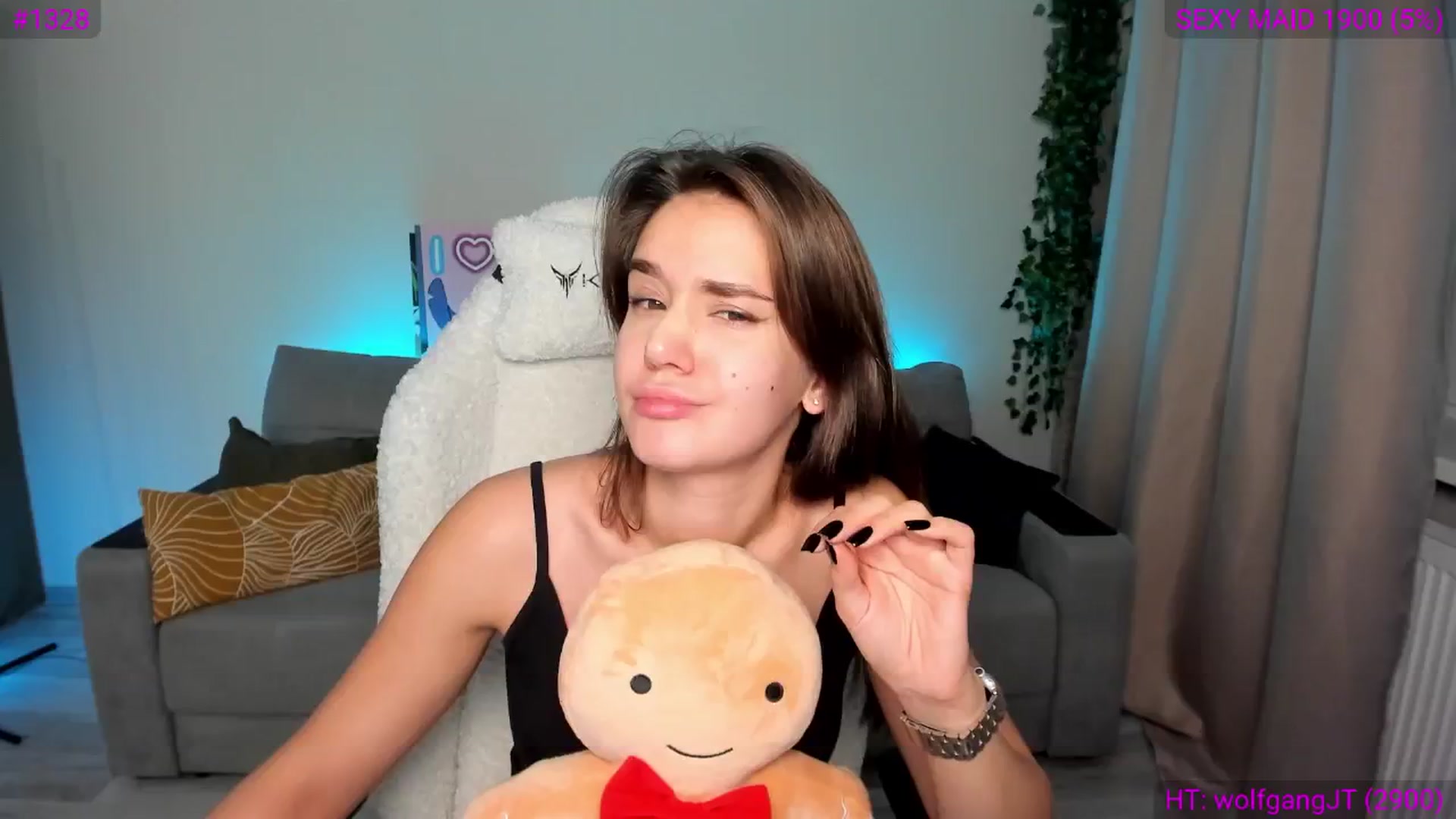 Gallery image thumbnail from Ellies_Smile's myfreecams stream on, 11/23/2024, 17:58 image 9 of 20