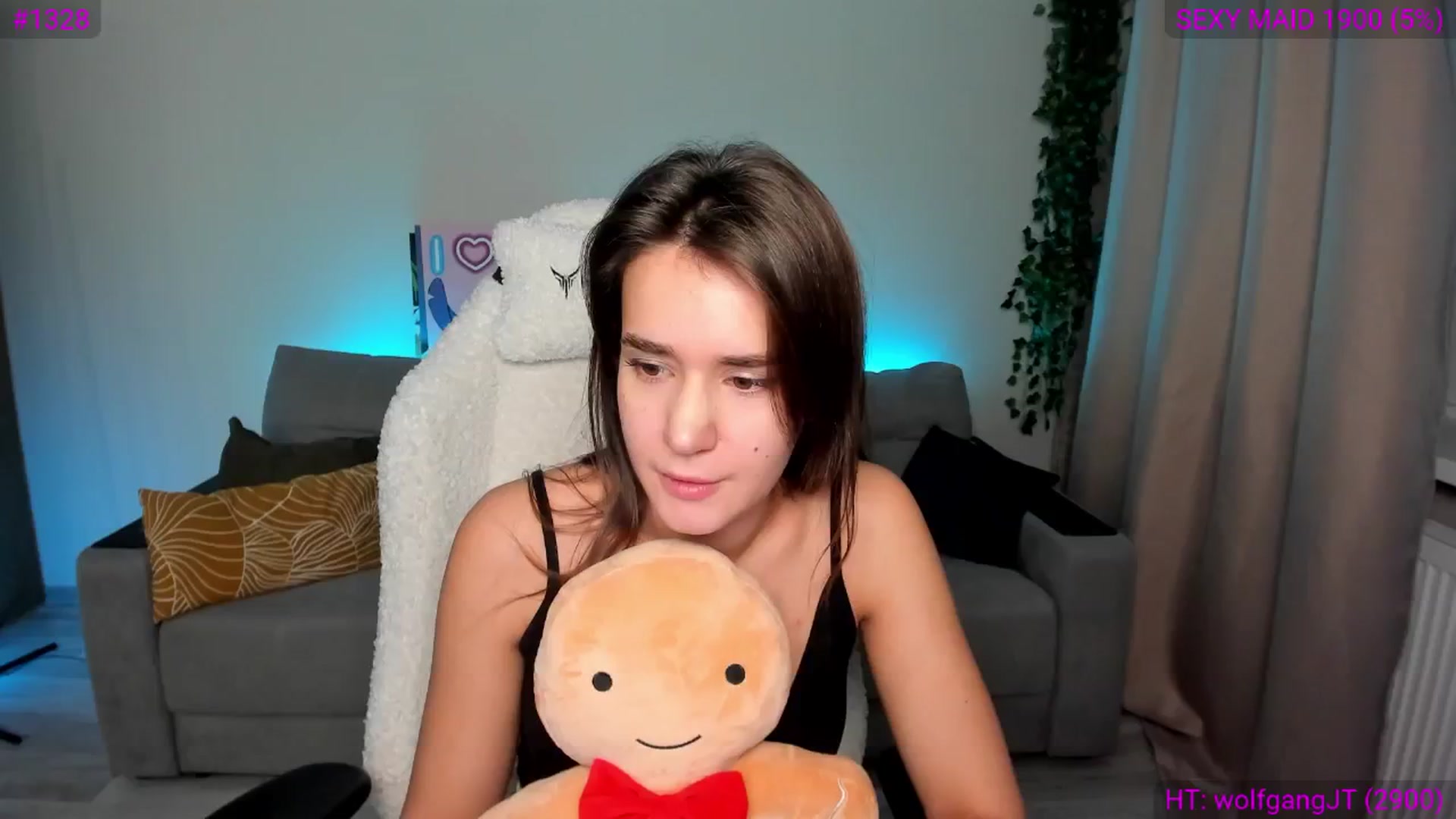 Gallery image thumbnail from Ellies_Smile's myfreecams stream on, 11/23/2024, 17:58 image 8 of 20