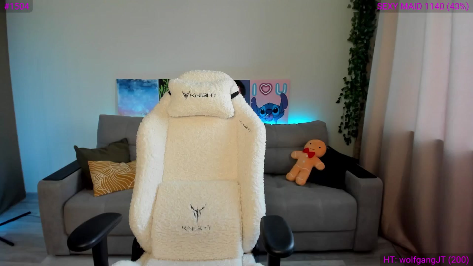 Gallery image thumbnail from Ellies_Smile's myfreecams stream on, 11/28/2024, 12:21 image 9 of 20