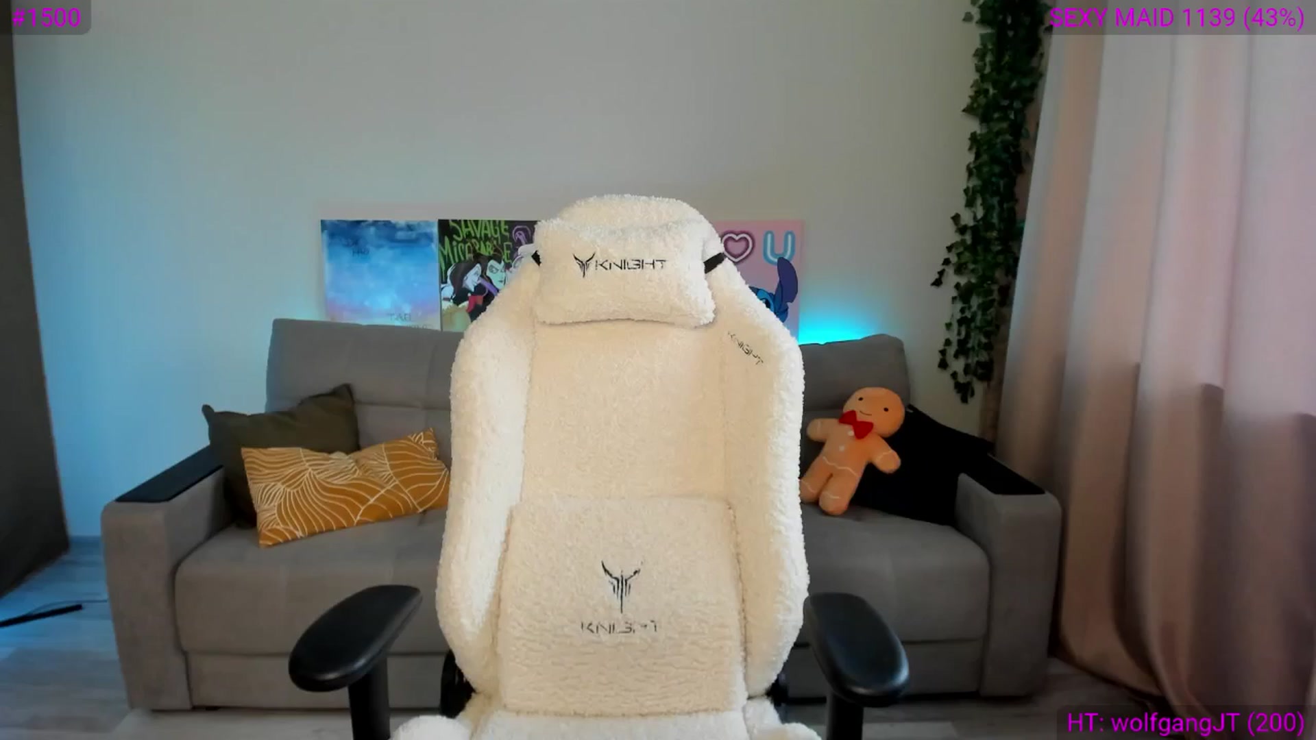 Gallery image thumbnail from Ellies_Smile's myfreecams stream on, 11/28/2024, 12:21 image 17 of 20