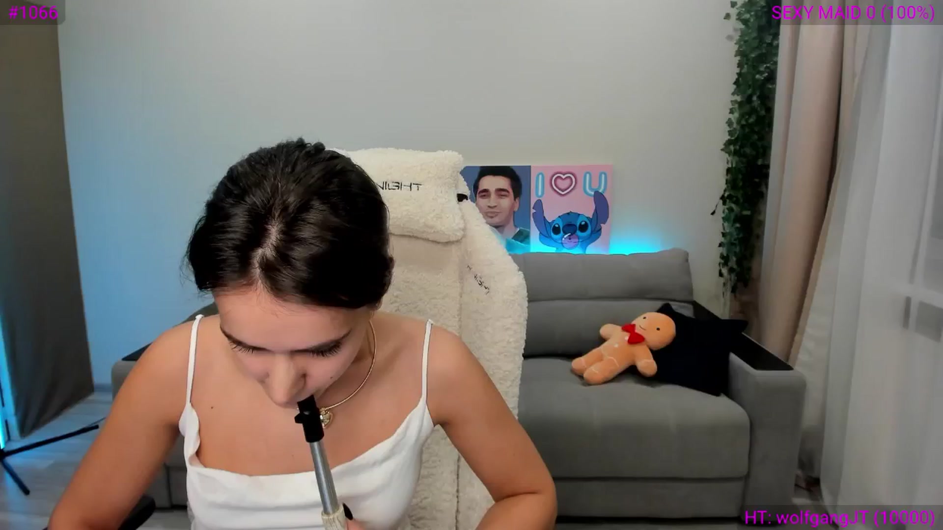 Gallery image thumbnail from Ellies_Smile's myfreecams stream on, 11/30/2024, 13:47 image 8 of 20