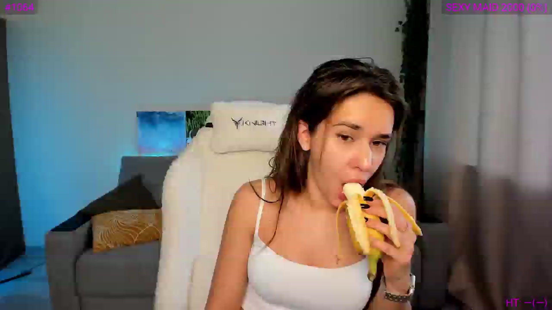 Gallery image thumbnail from Ellies_Smile's myfreecams stream on, 12/01/2024, 11:16 image 2 of 20