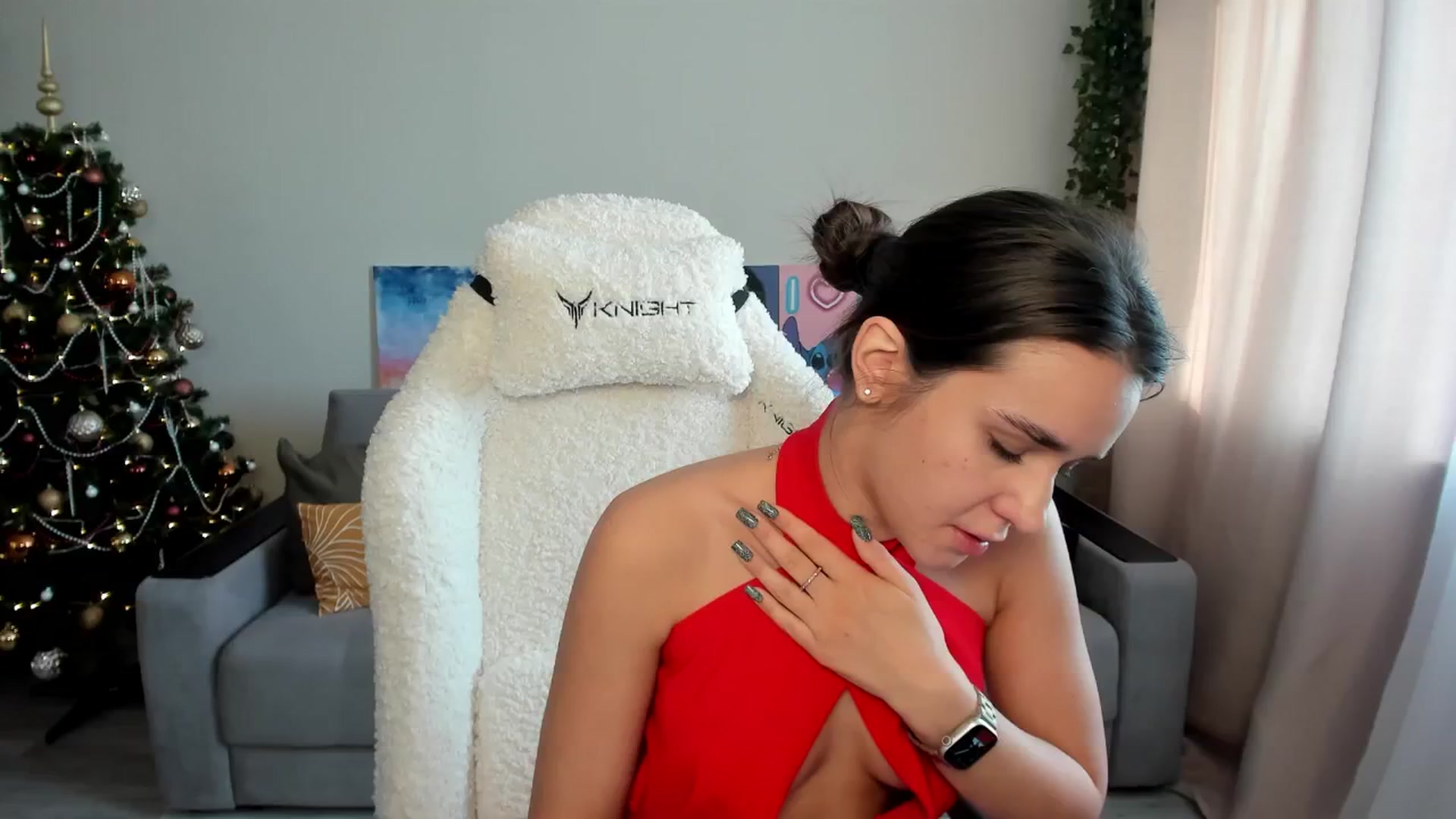 Gallery image thumbnail from Ellies_Smile's myfreecams stream on, 12/07/2024, 09:14 image 12 of 20
