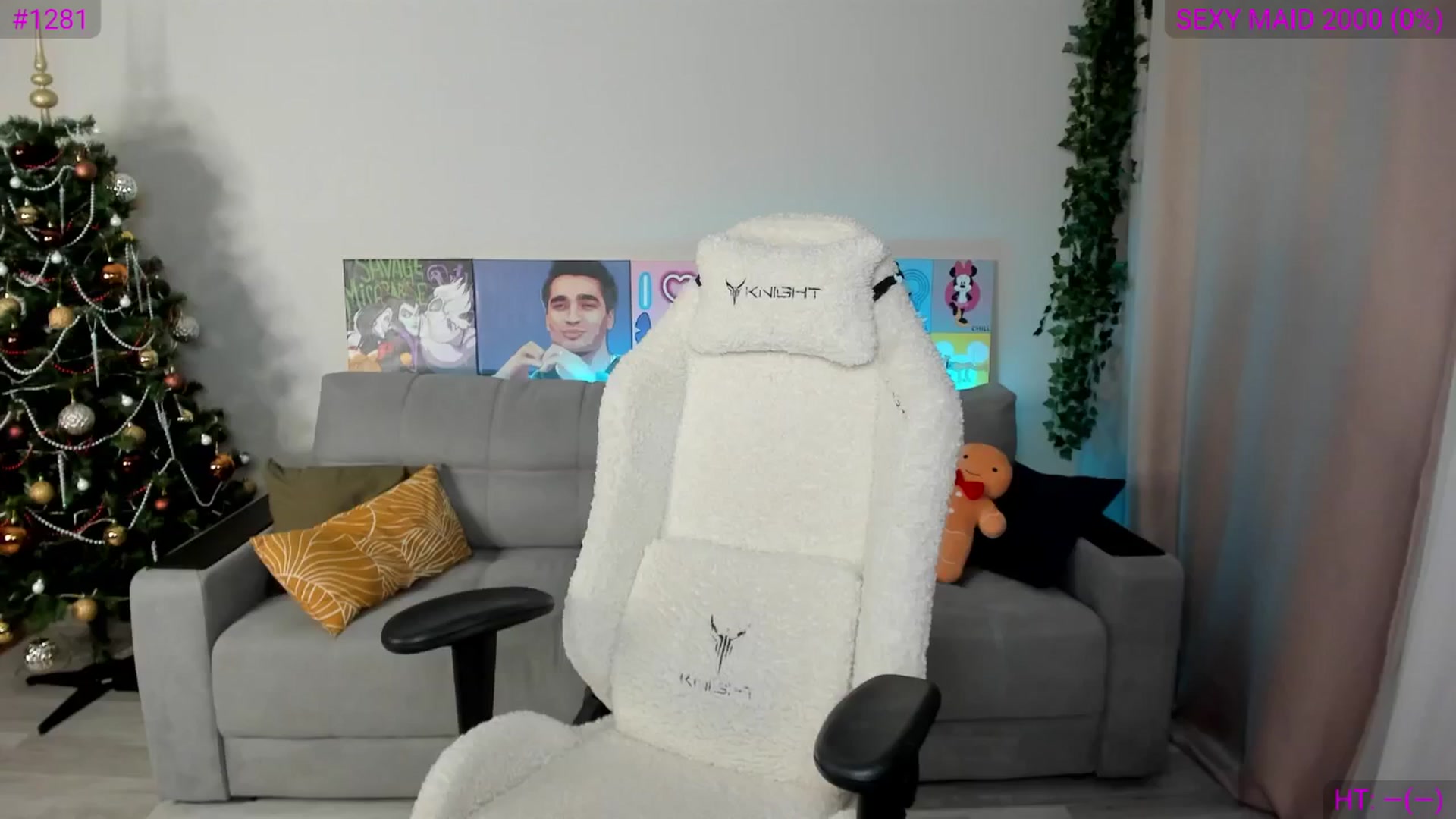 Gallery image thumbnail from Ellies_Smile's myfreecams stream on, 12/25/2024, 15:42 image 8 of 20