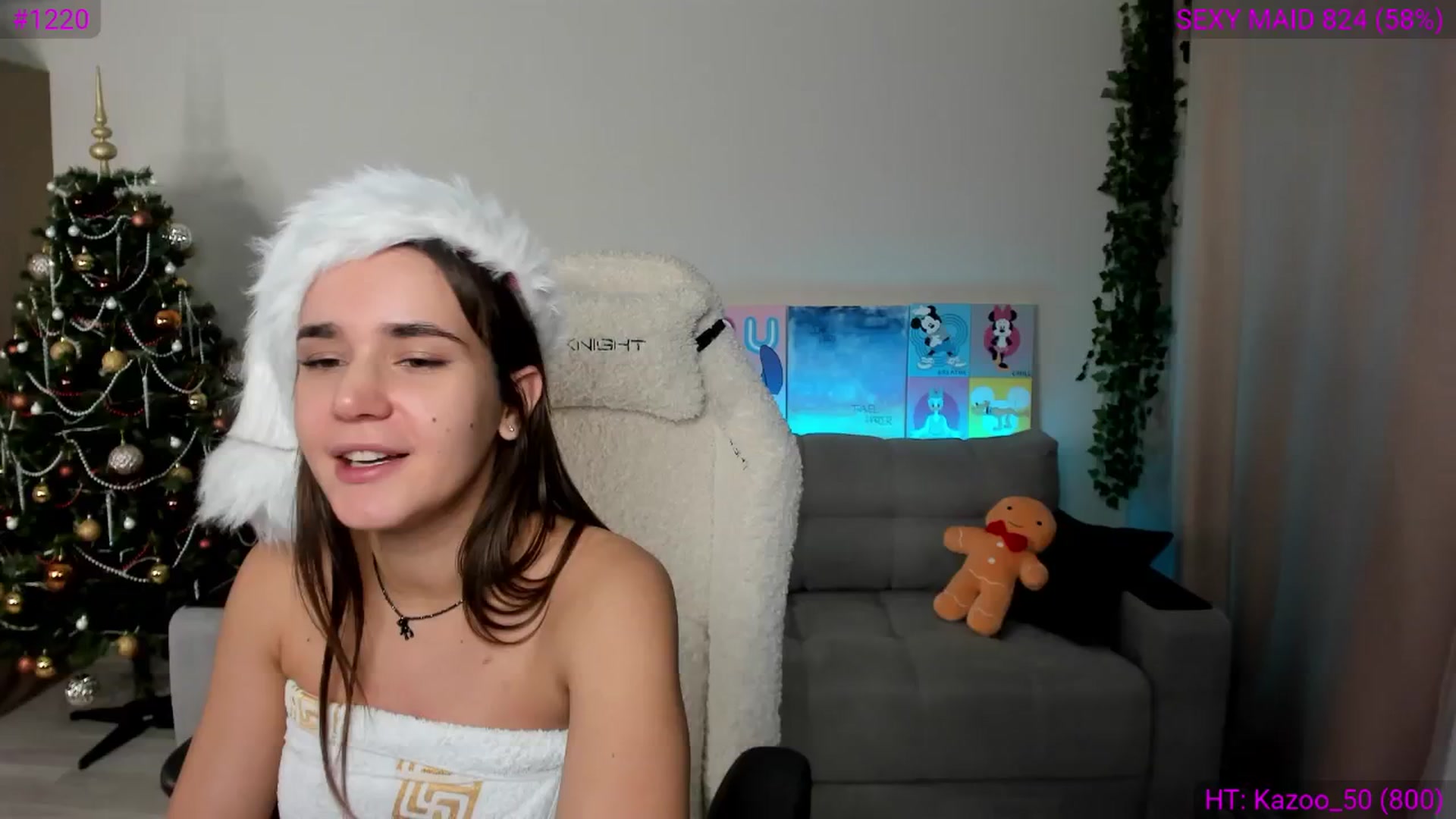 Gallery image thumbnail from Ellies_Smile's myfreecams stream on, 12/25/2024, 16:44 image 12 of 20