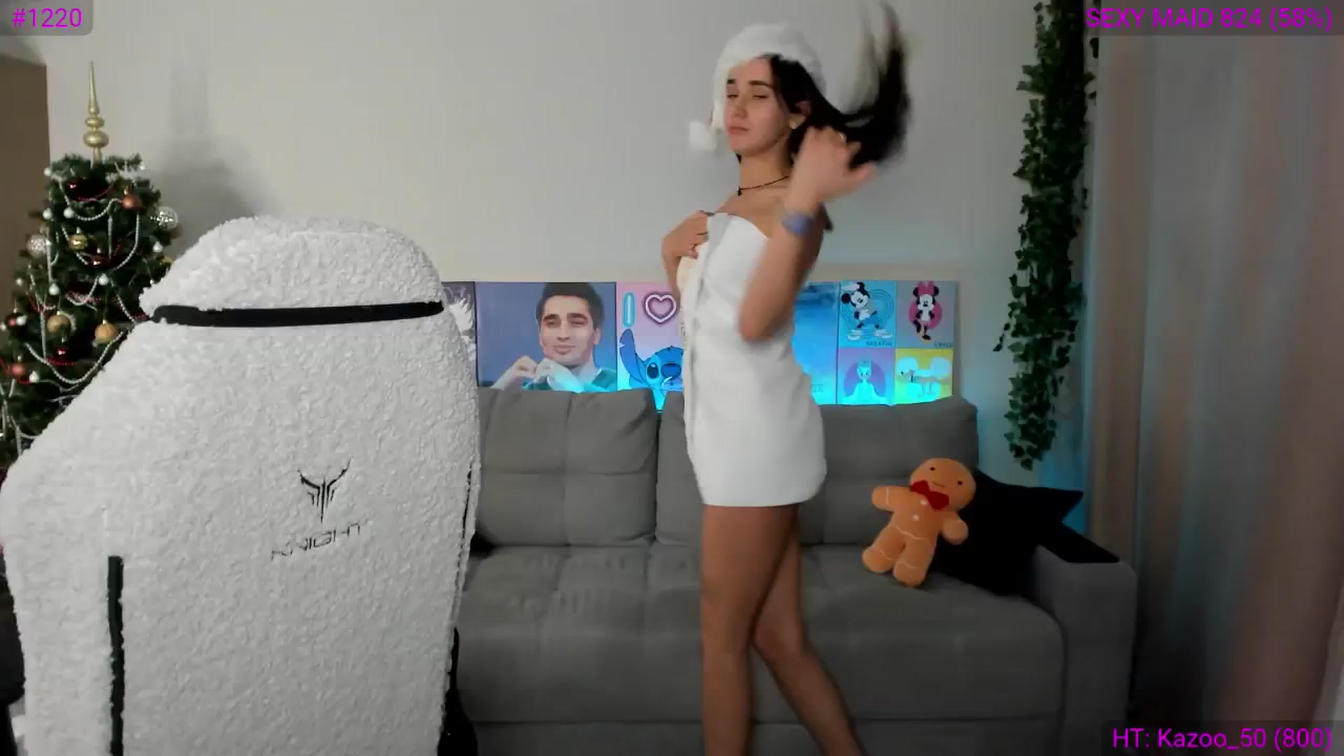 Gallery image thumbnail from Ellies_Smile's myfreecams stream on, 12/25/2024, 16:44 image 2 of 20