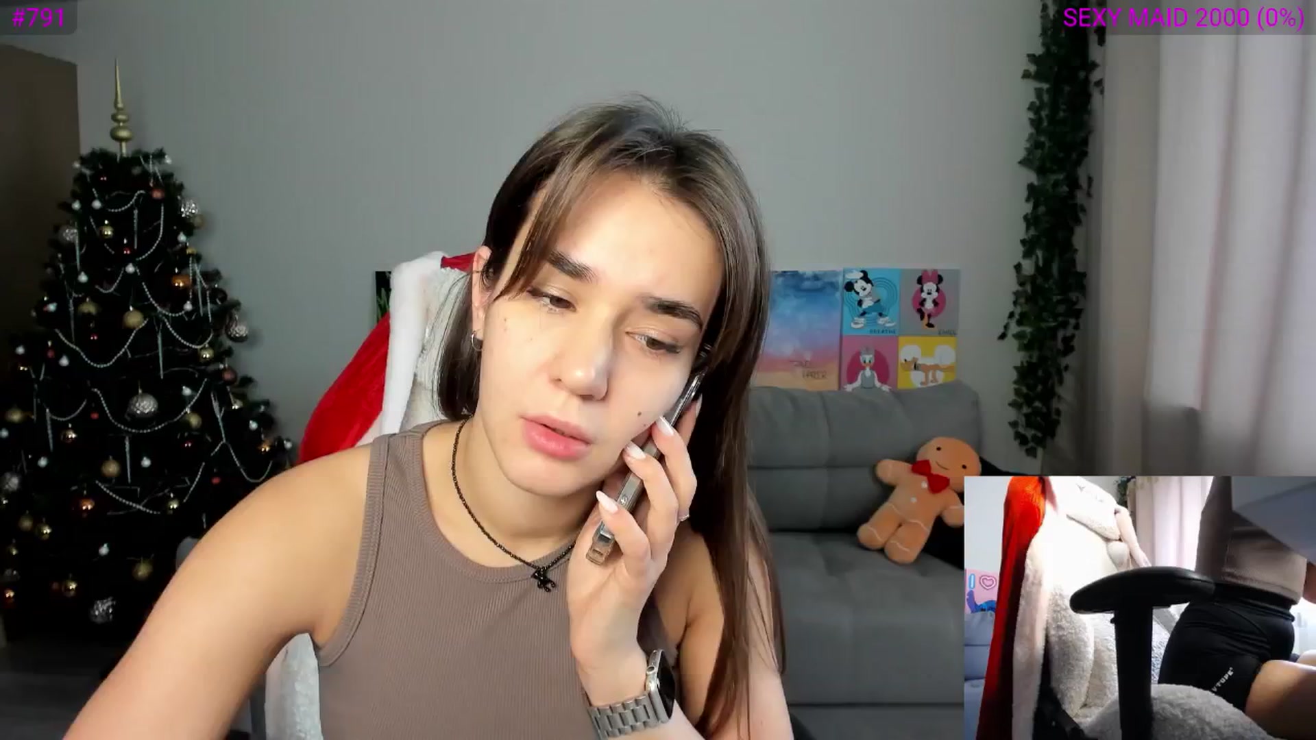 Gallery image thumbnail from Ellies_Smile's myfreecams stream on, 12/27/2024, 09:39 image 12 of 20