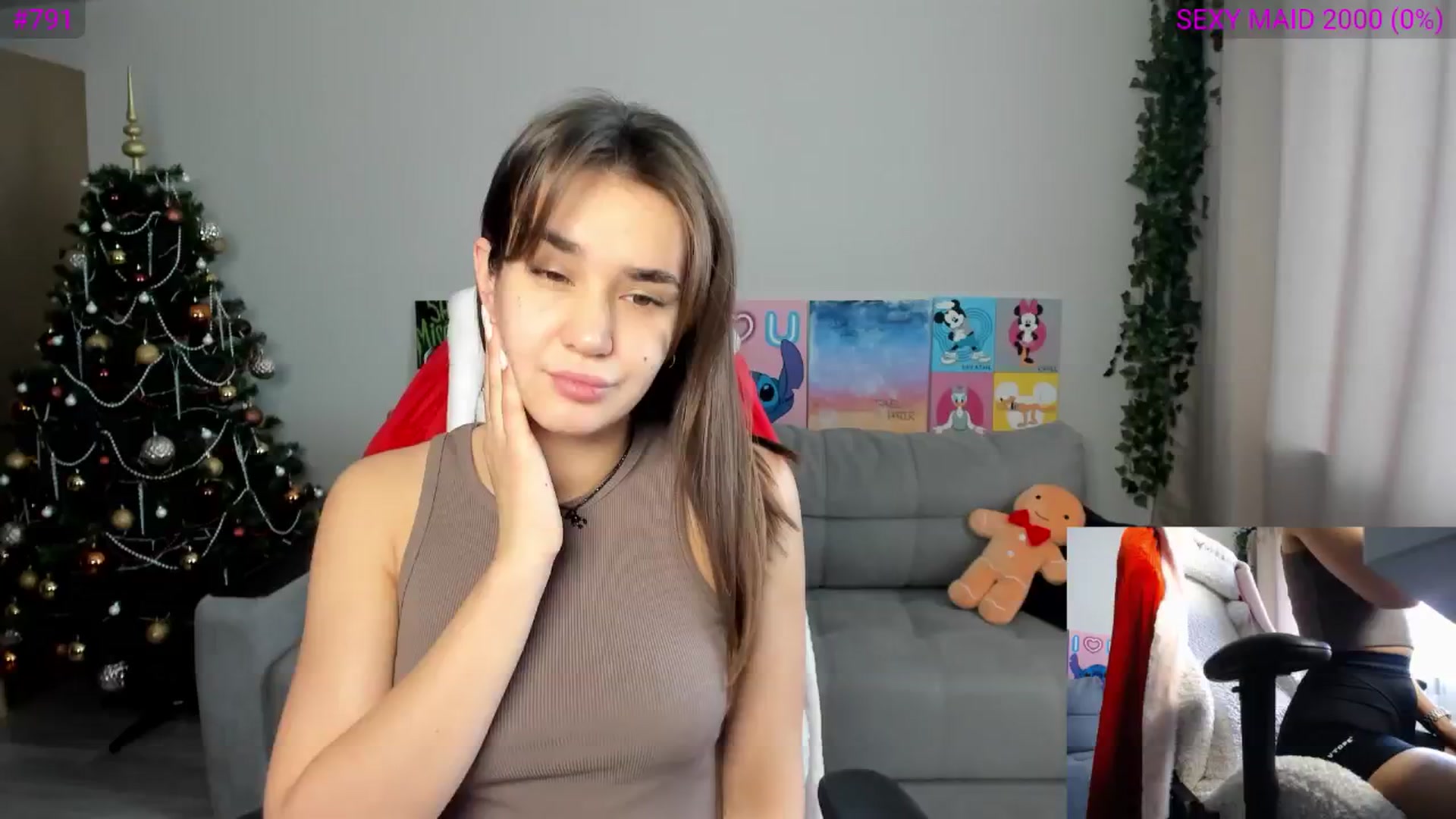 Gallery image thumbnail from Ellies_Smile's myfreecams stream on, 12/27/2024, 09:39 image 4 of 20
