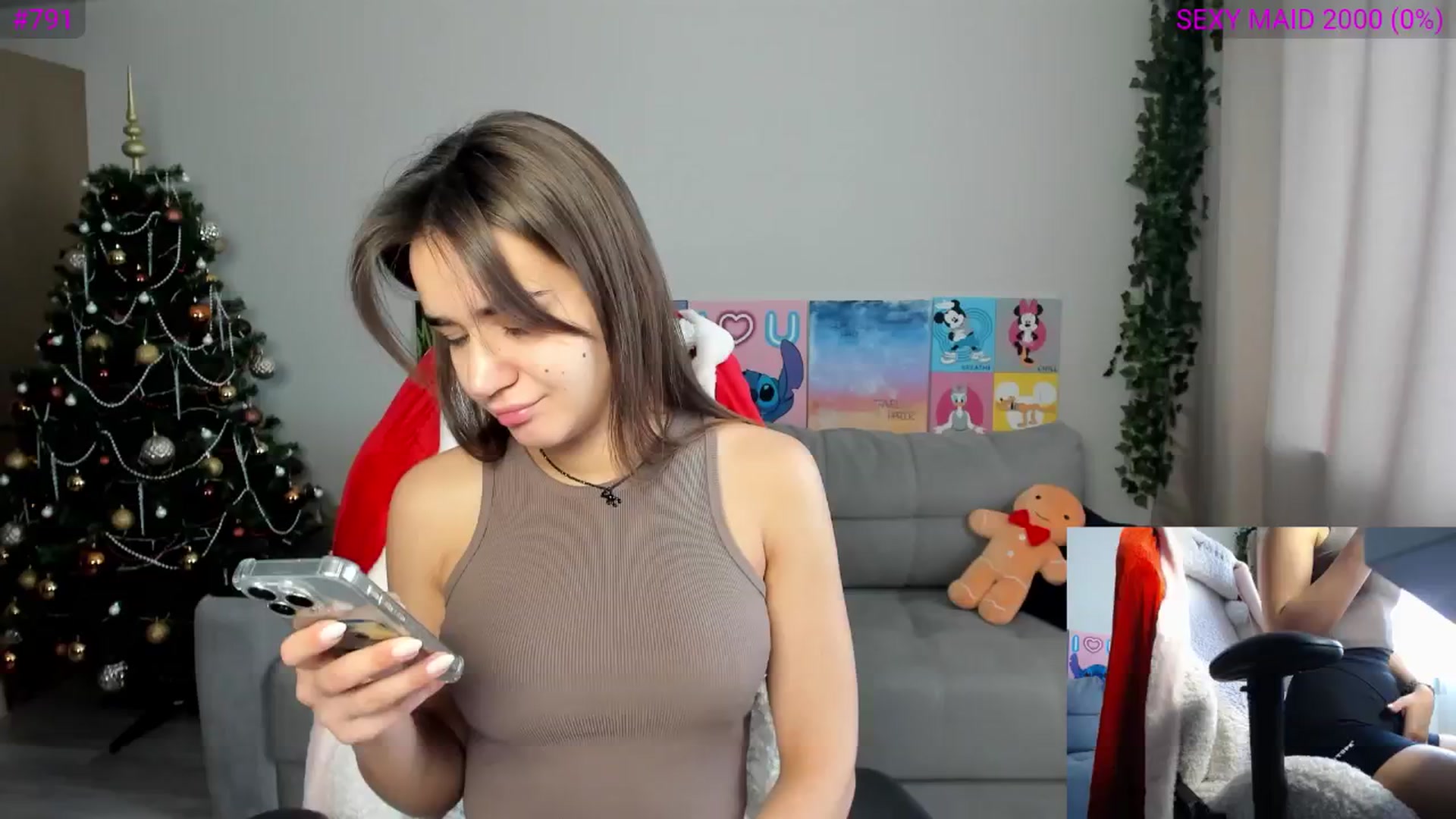 Gallery image thumbnail from Ellies_Smile's myfreecams stream on, 12/27/2024, 09:39 image 3 of 20