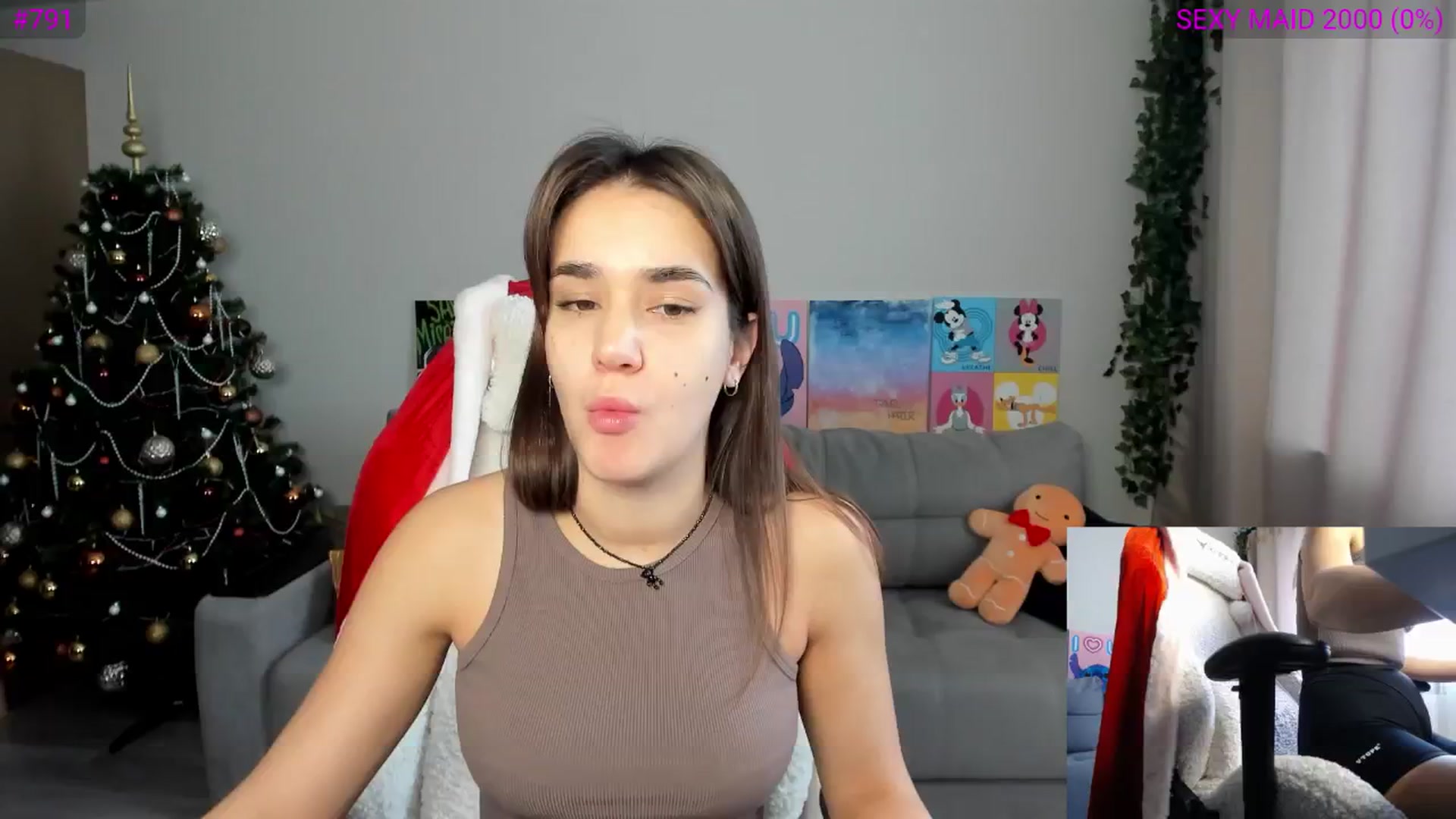Gallery image thumbnail from Ellies_Smile's myfreecams stream on, 12/27/2024, 09:39 image 6 of 20