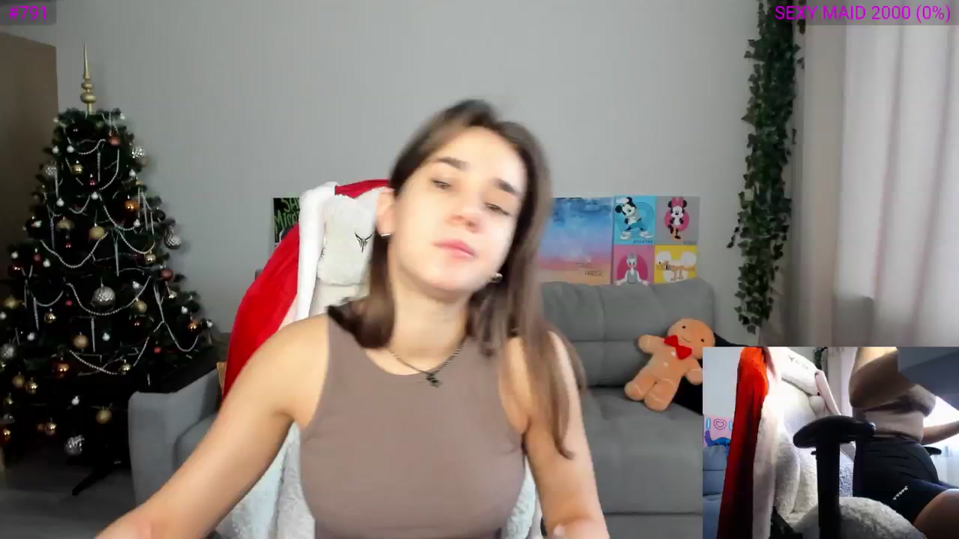 Gallery image thumbnail from Ellies_Smile's myfreecams stream on, 12/27/2024, 09:39 image 7 of 20