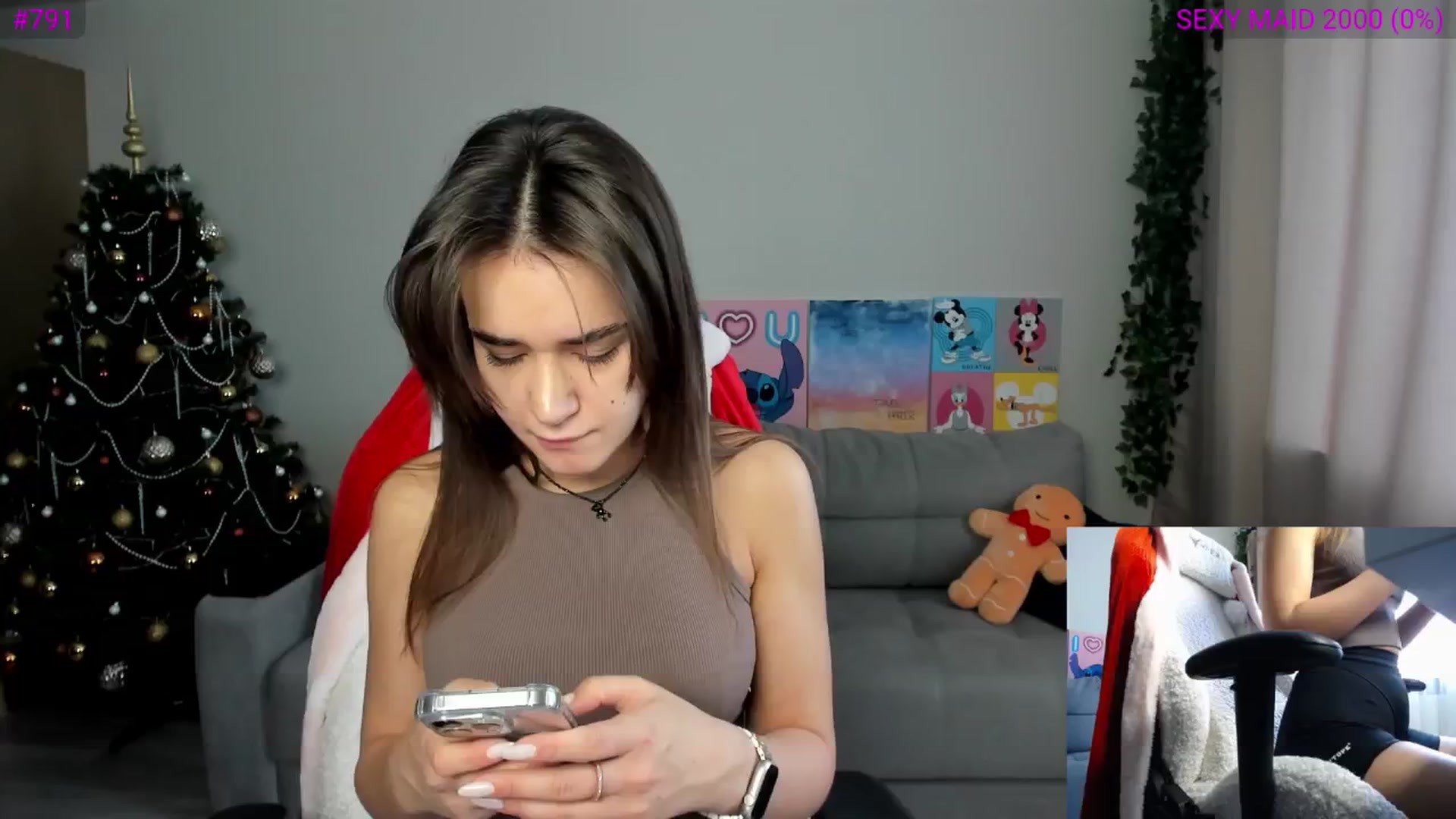 Gallery image thumbnail from Ellies_Smile's myfreecams stream on, 12/27/2024, 09:39 image 10 of 20