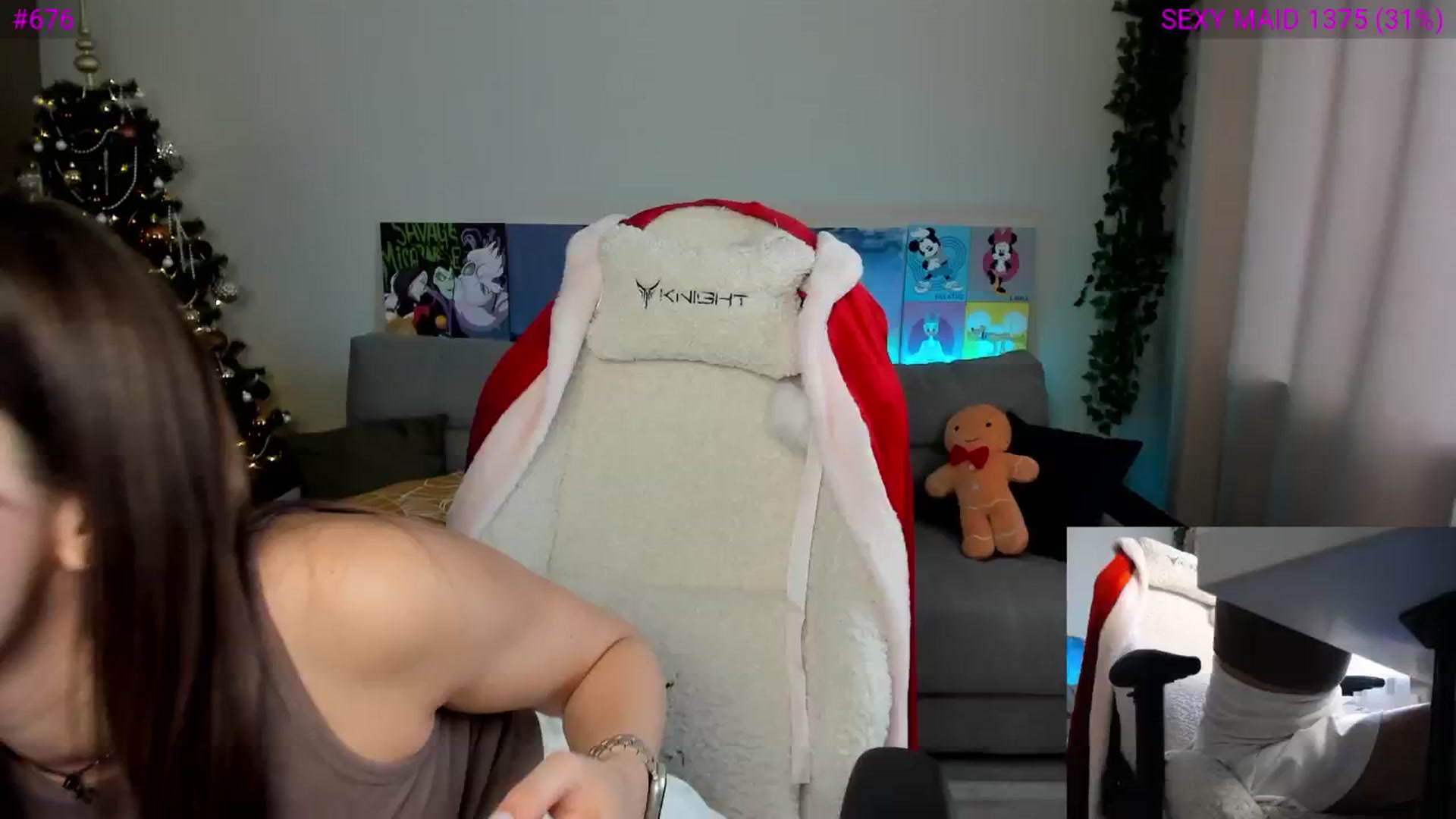 Gallery image thumbnail from Ellies_Smile's myfreecams stream on, 12/27/2024, 10:39 image 10 of 20