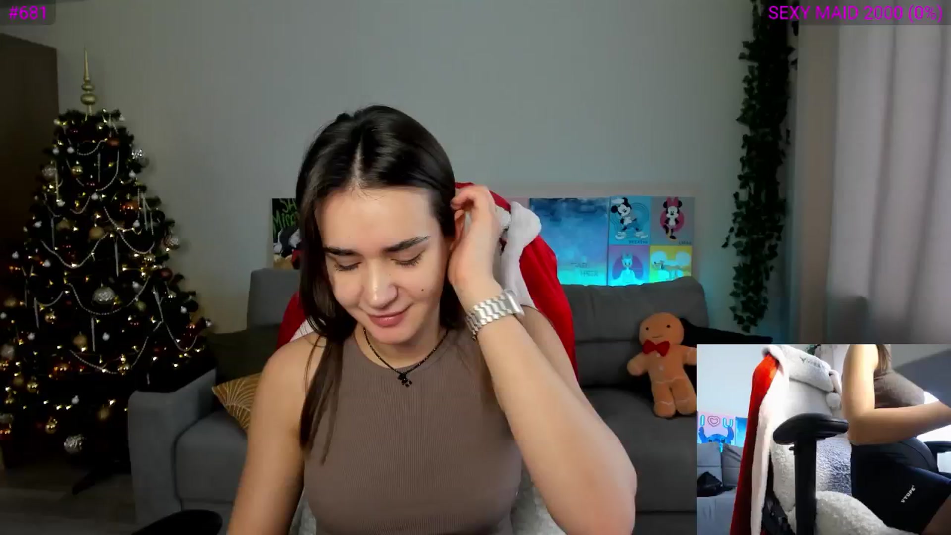 Gallery image thumbnail from Ellies_Smile's myfreecams stream on, 12/27/2024, 10:39 image 5 of 20