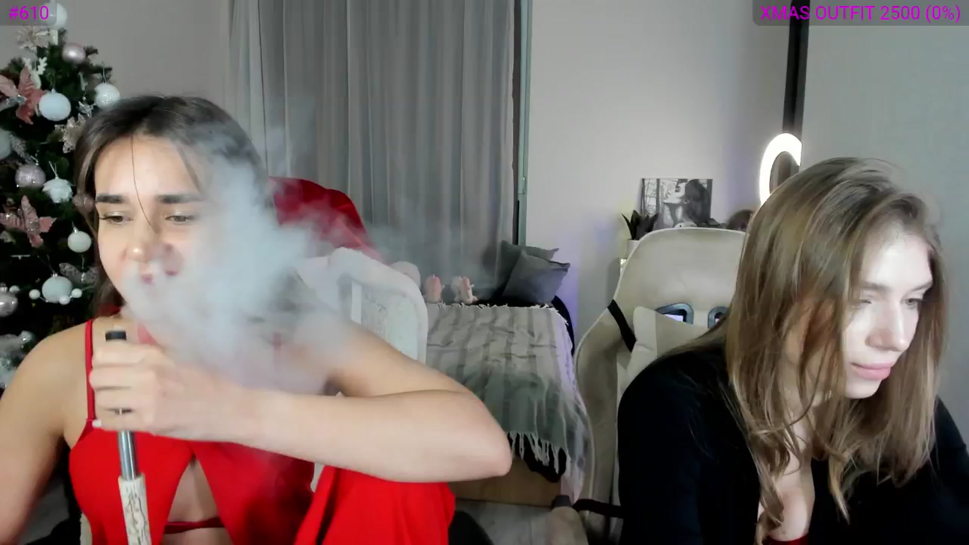 Gallery image thumbnail from Ellies_Smile's myfreecams stream on, 12/27/2024, 19:48 image 5 of 20