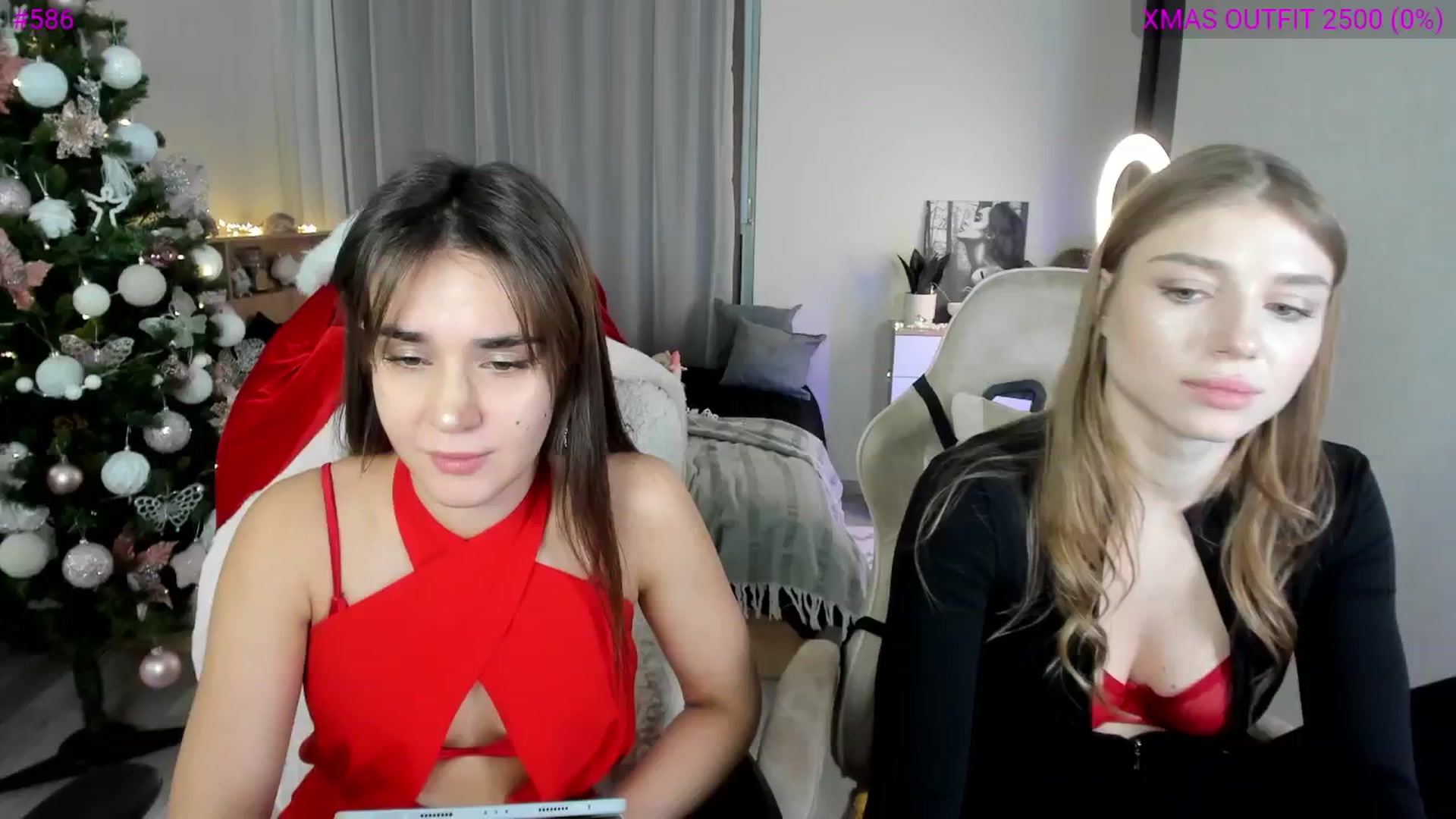 Gallery image thumbnail from Ellies_Smile's myfreecams stream on, 12/27/2024, 21:23 image 10 of 20