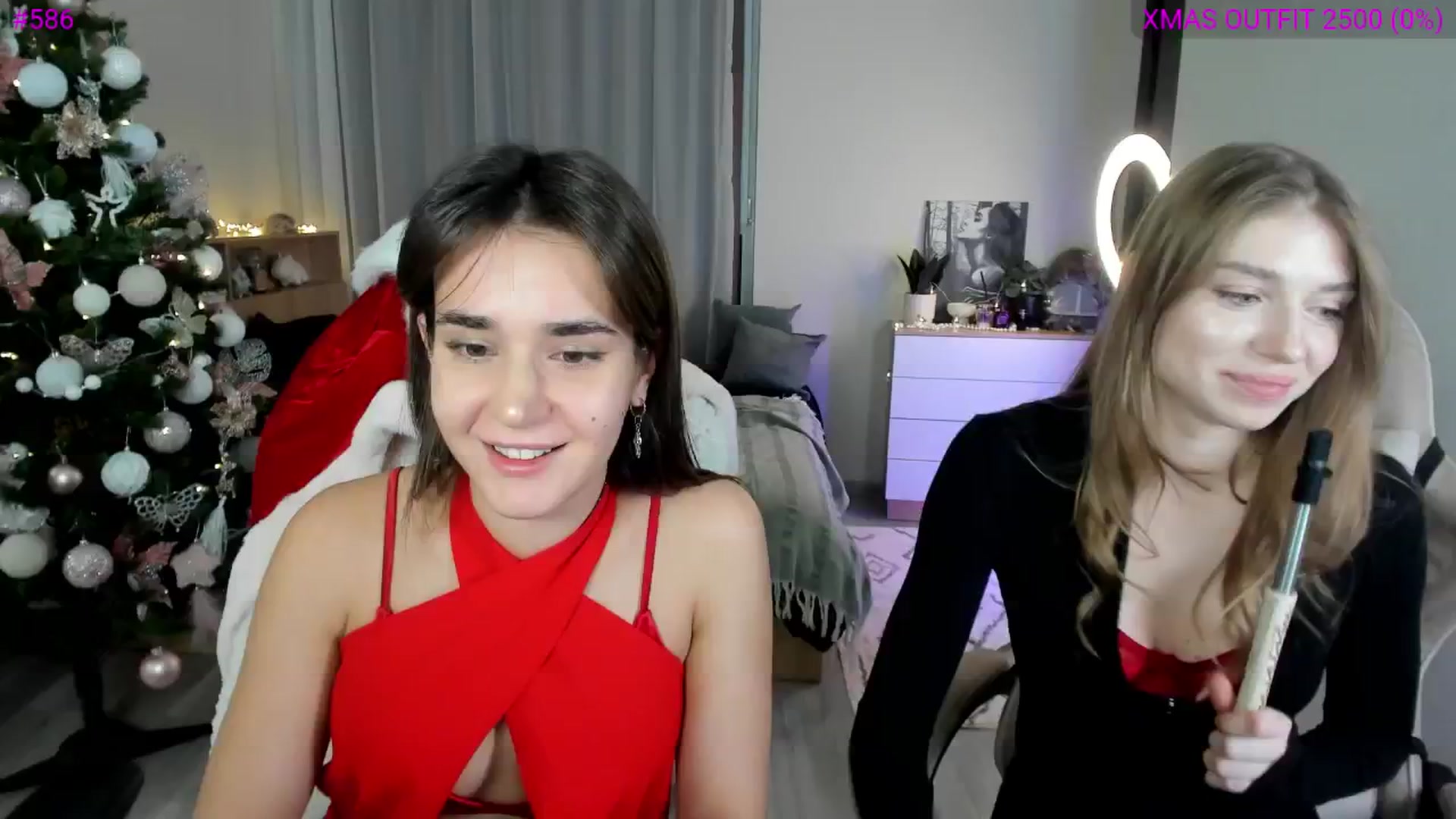 Gallery image thumbnail from Ellies_Smile's myfreecams stream on, 12/27/2024, 21:23 image 2 of 20