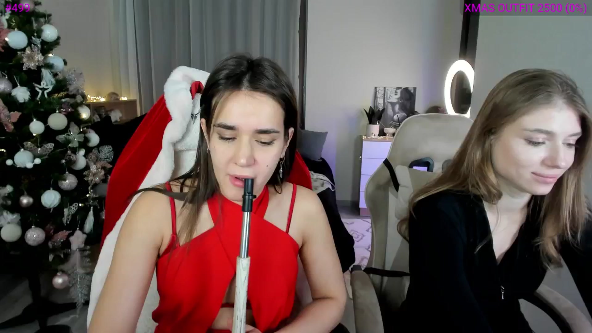 Gallery image thumbnail from Ellies_Smile's myfreecams stream on, 12/28/2024, 03:18 image 4 of 20
