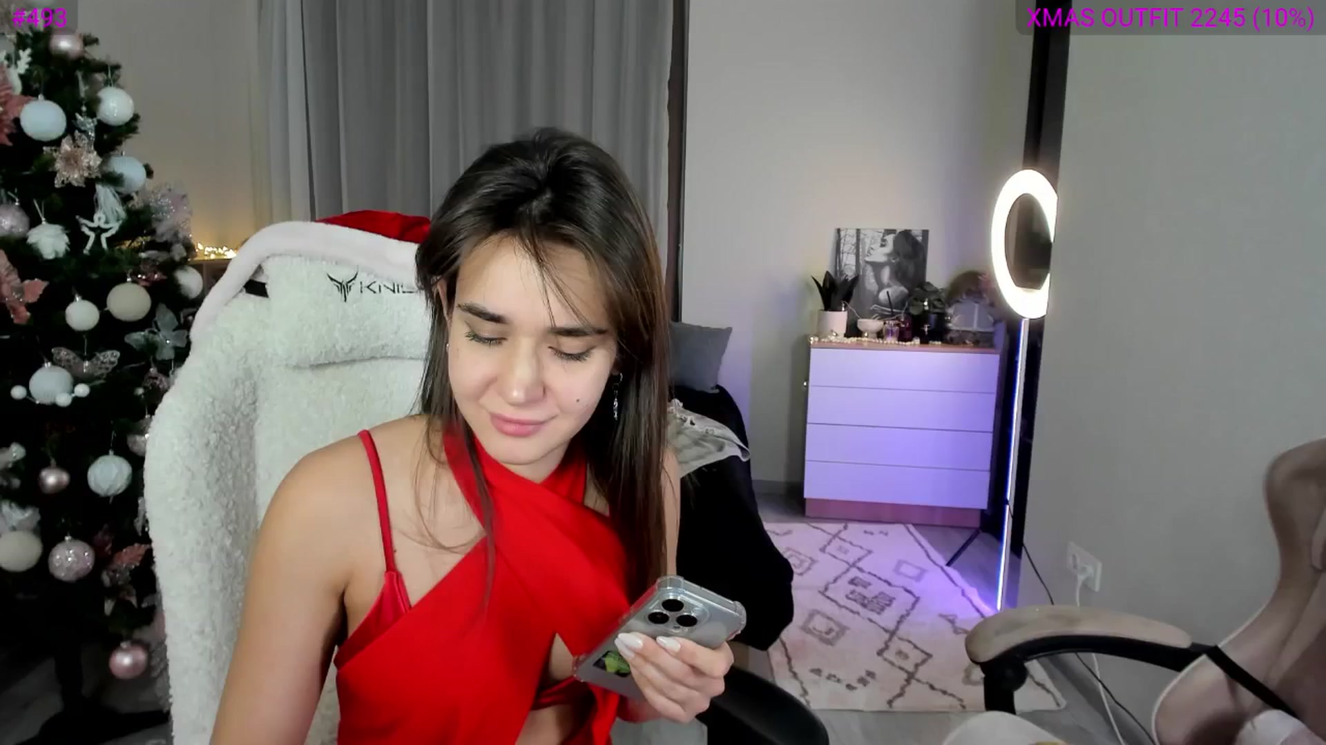 Gallery image thumbnail from Ellies_Smile's myfreecams stream on, 12/28/2024, 03:18 image 19 of 20