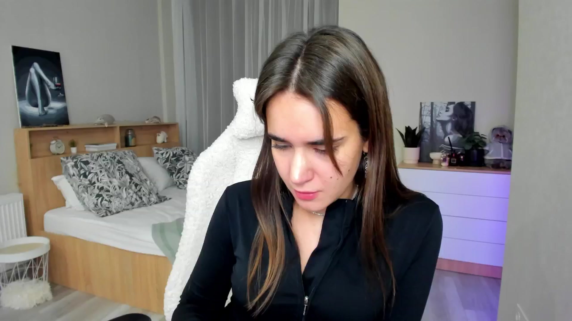 Gallery image thumbnail from Ellies_Smile's myfreecams stream on, 01/24/2025, 18:59 image 19 of 20