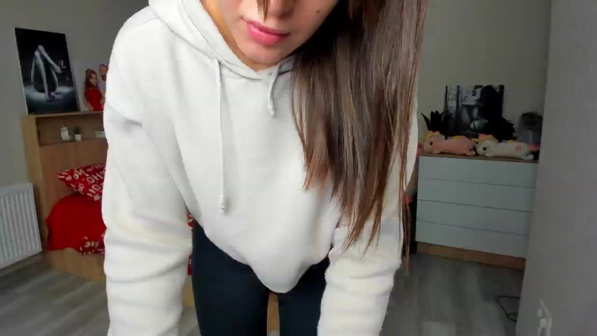 Gallery image thumbnail from Ellies_Smile's myfreecams stream on, 01/26/2025, 12:19 image 3 of 20