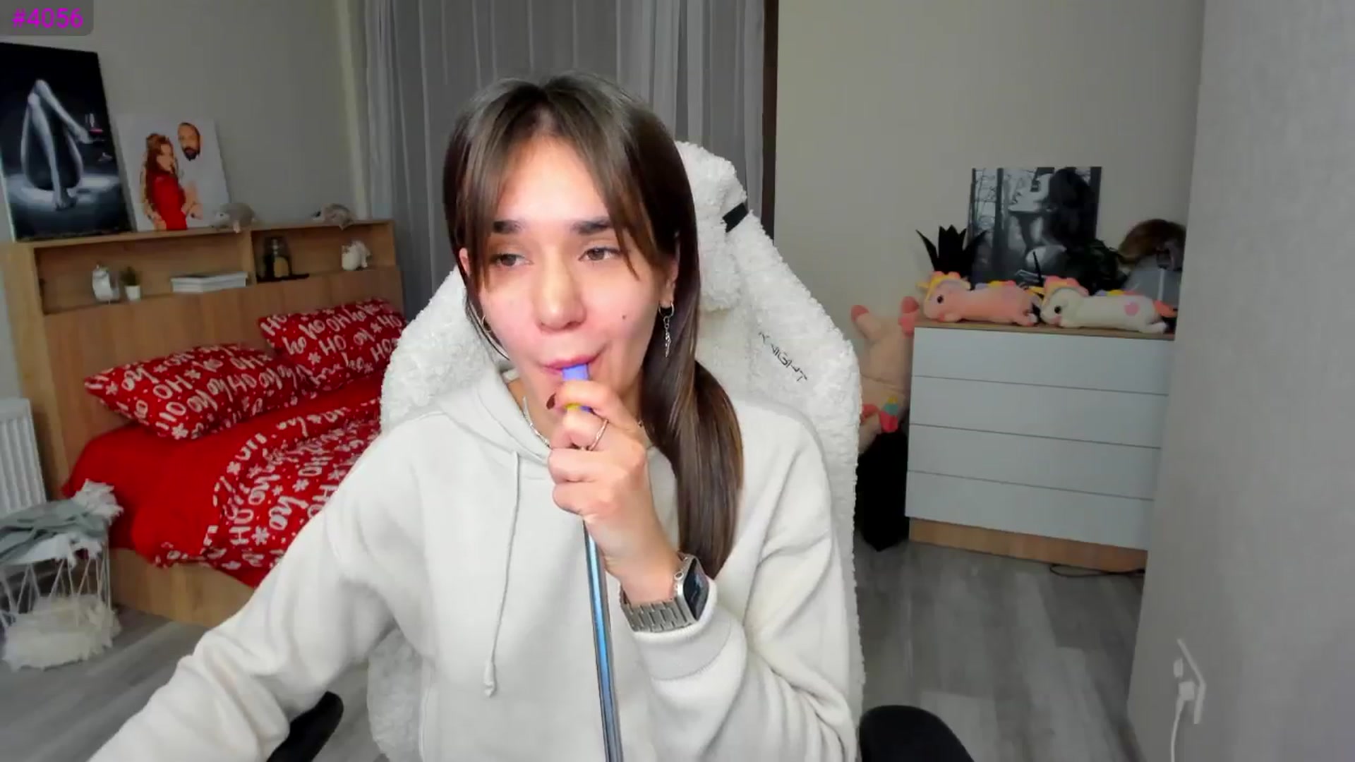 Gallery image thumbnail from Ellies_Smile's myfreecams stream on, 01/26/2025, 12:19 image 19 of 20