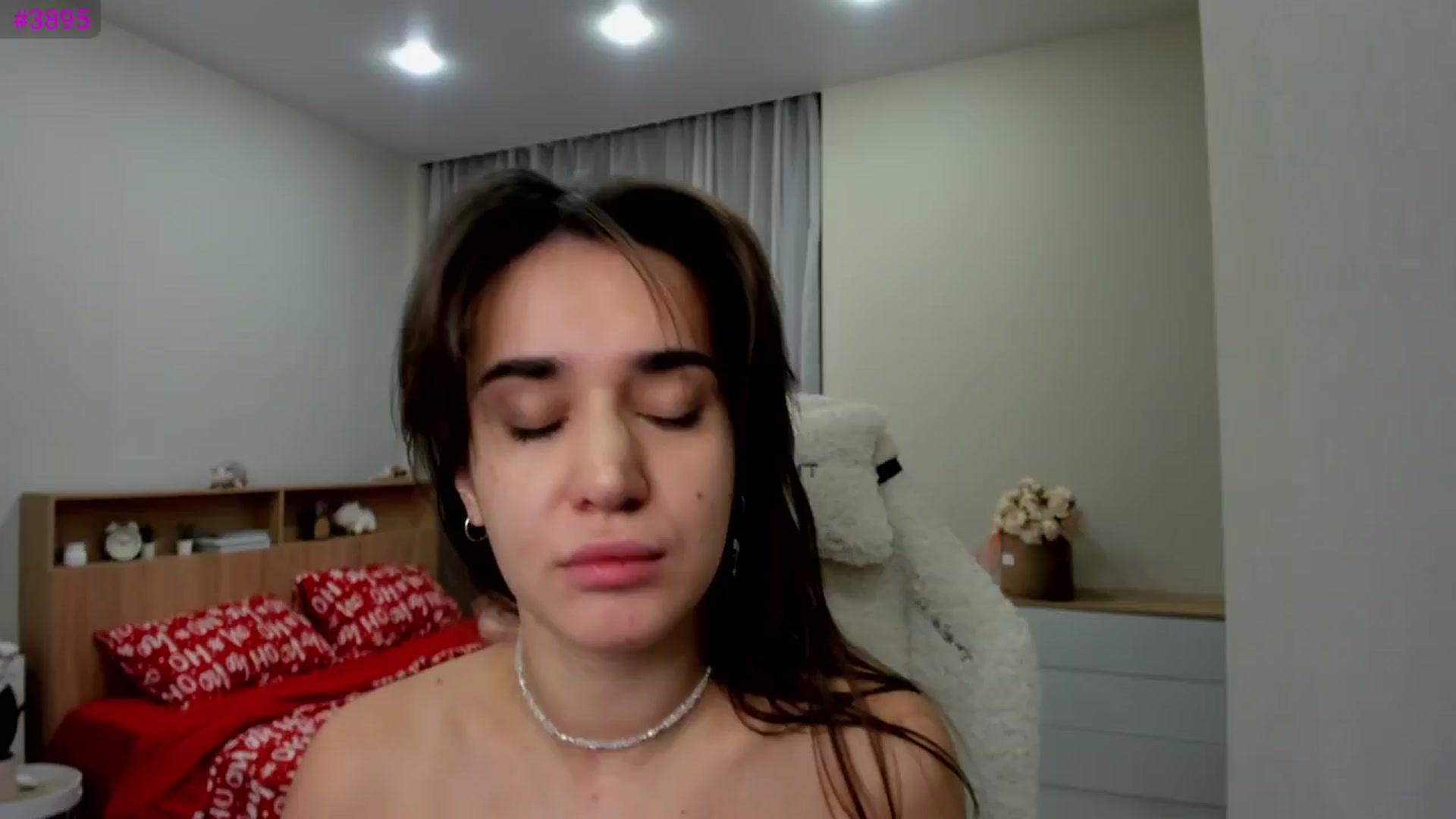 Gallery image thumbnail from Ellies_Smile's myfreecams stream on, 01/30/2025, 14:01 image 19 of 20