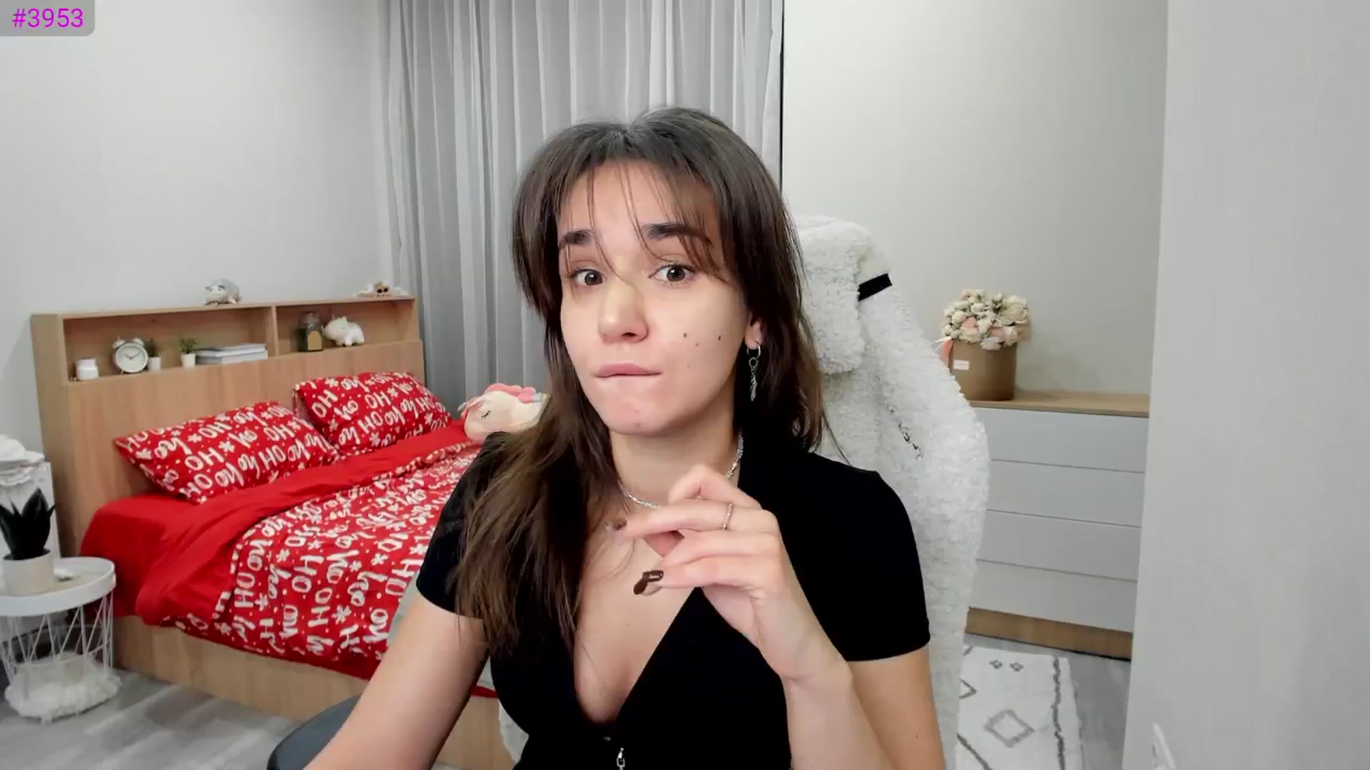 Gallery image thumbnail from Ellies_Smile's myfreecams stream on, 01/30/2025, 14:01 image 1 of 20