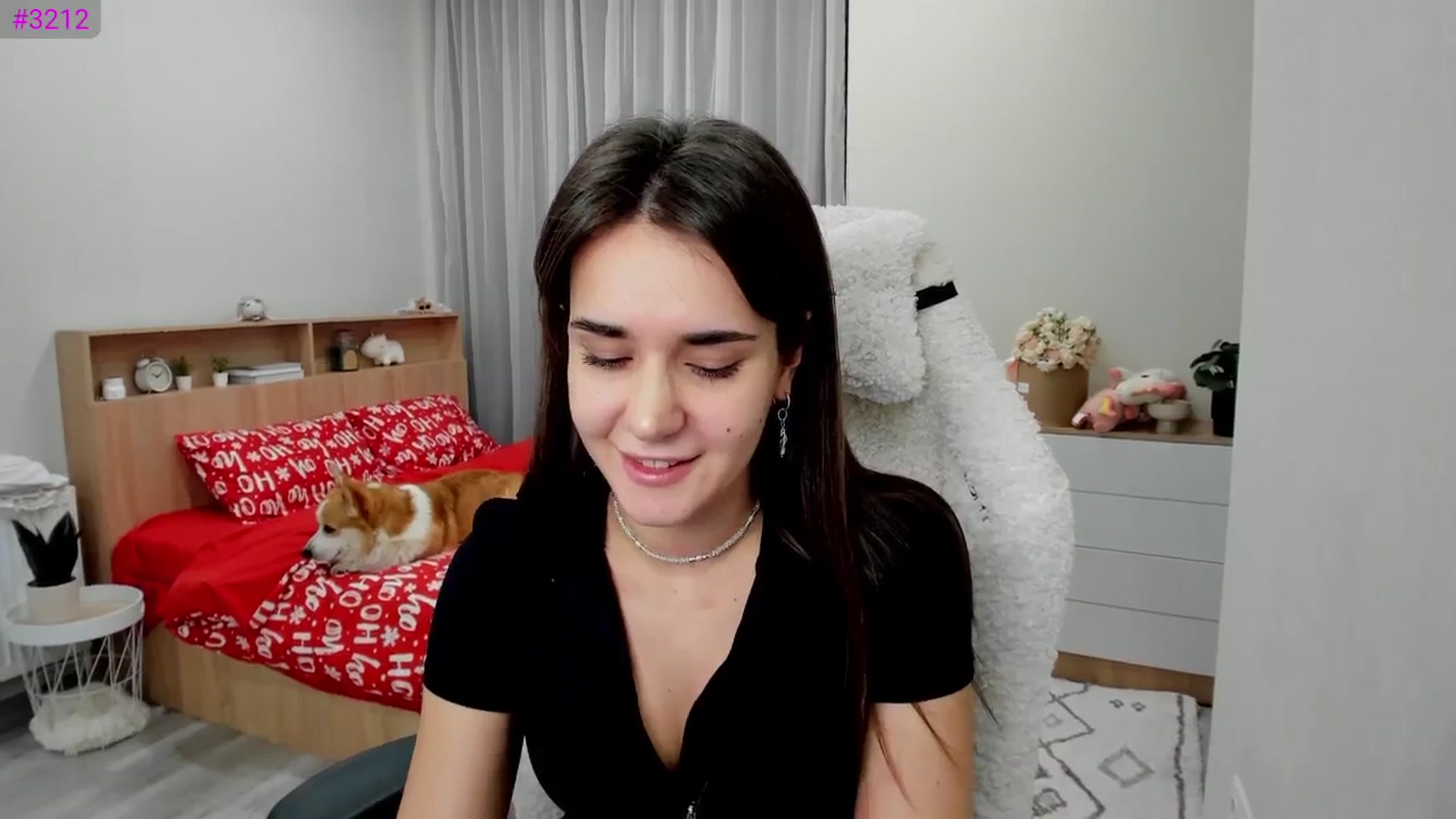 Gallery image thumbnail from Ellies_Smile's myfreecams stream on, 01/31/2025, 18:22 image 16 of 20
