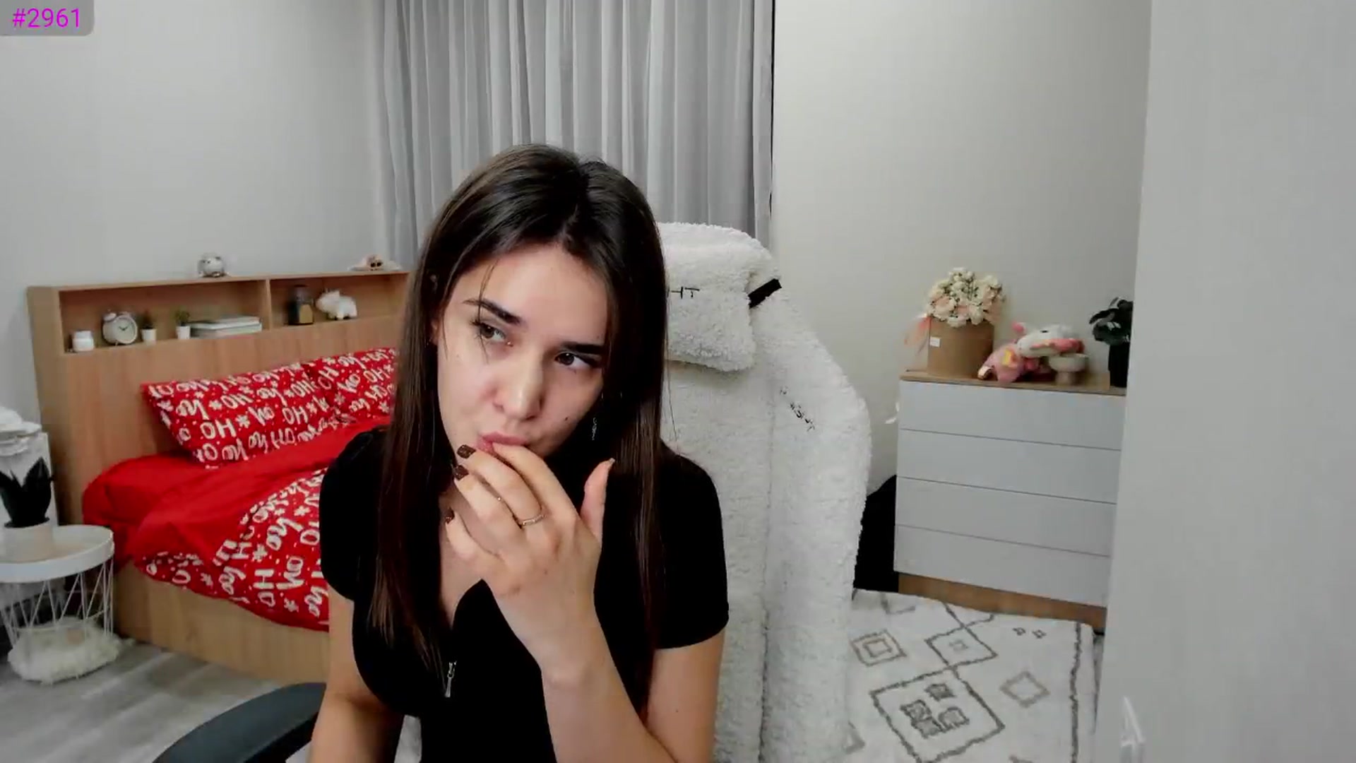 Gallery image thumbnail from Ellies_Smile's myfreecams stream on, 01/31/2025, 19:30 image 2 of 20