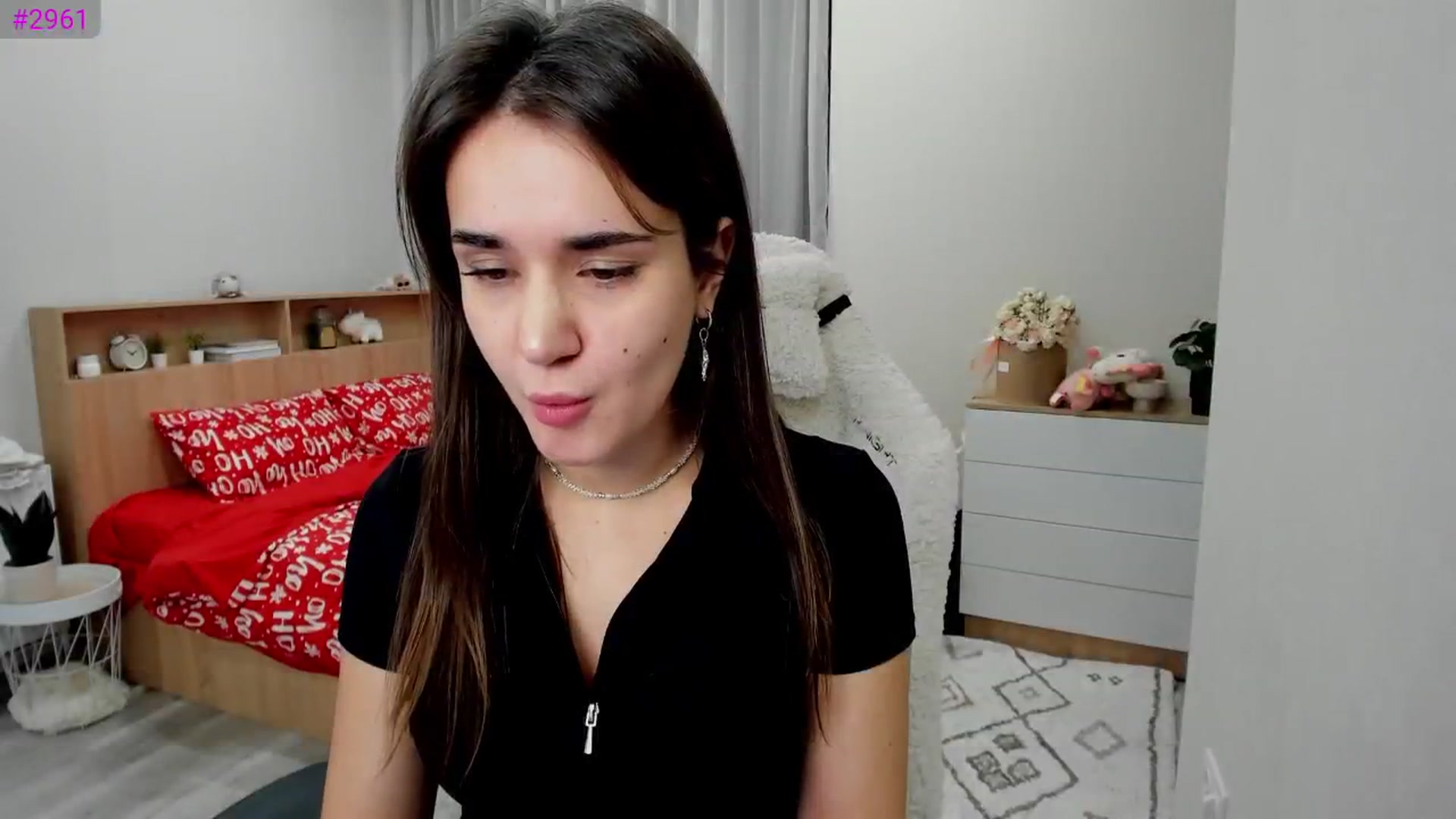 Gallery image thumbnail from Ellies_Smile's myfreecams stream on, 01/31/2025, 19:30 image 4 of 20