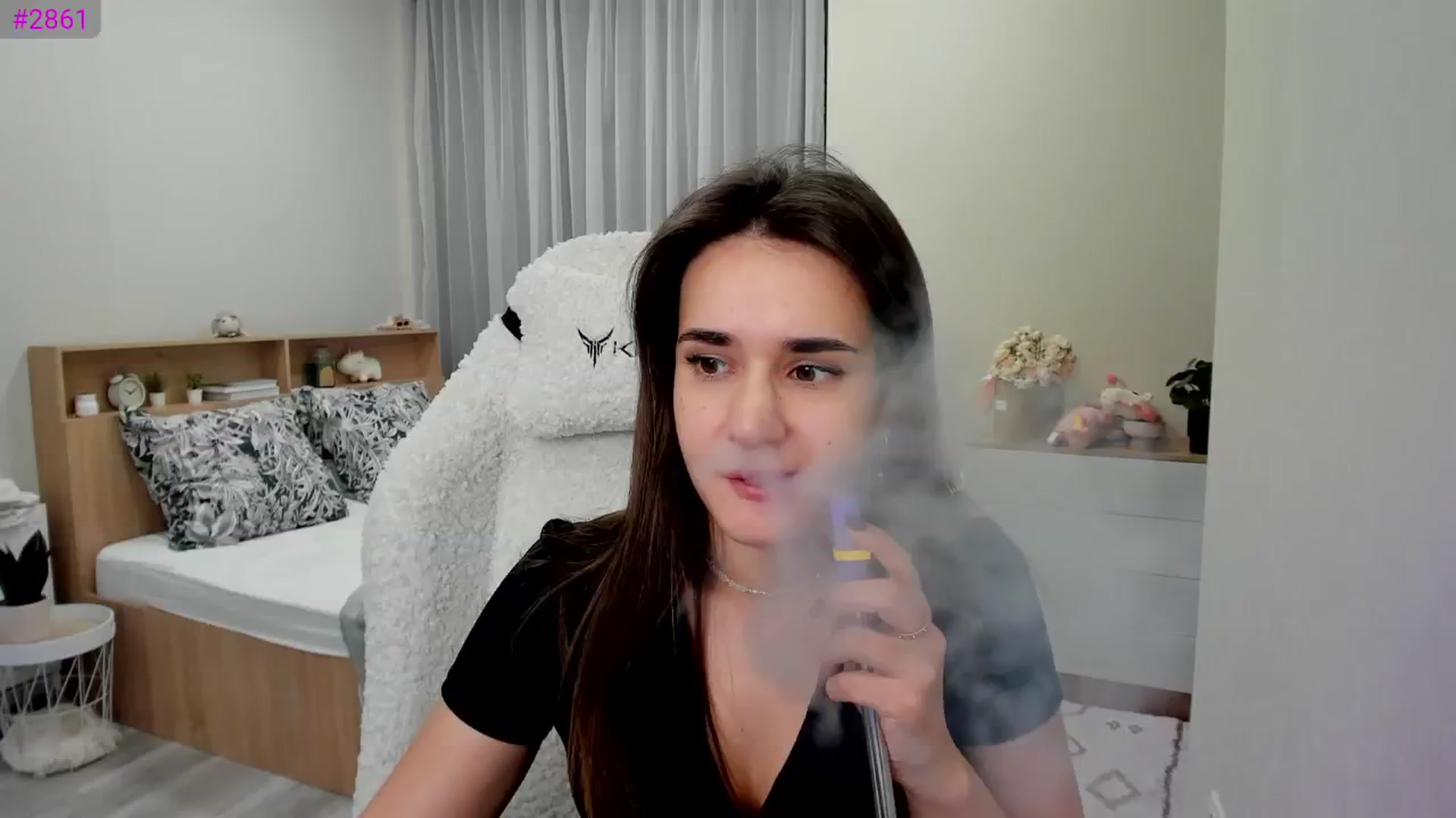 Gallery image thumbnail from Ellies_Smile's myfreecams stream on, 01/31/2025, 21:44 image 2 of 20