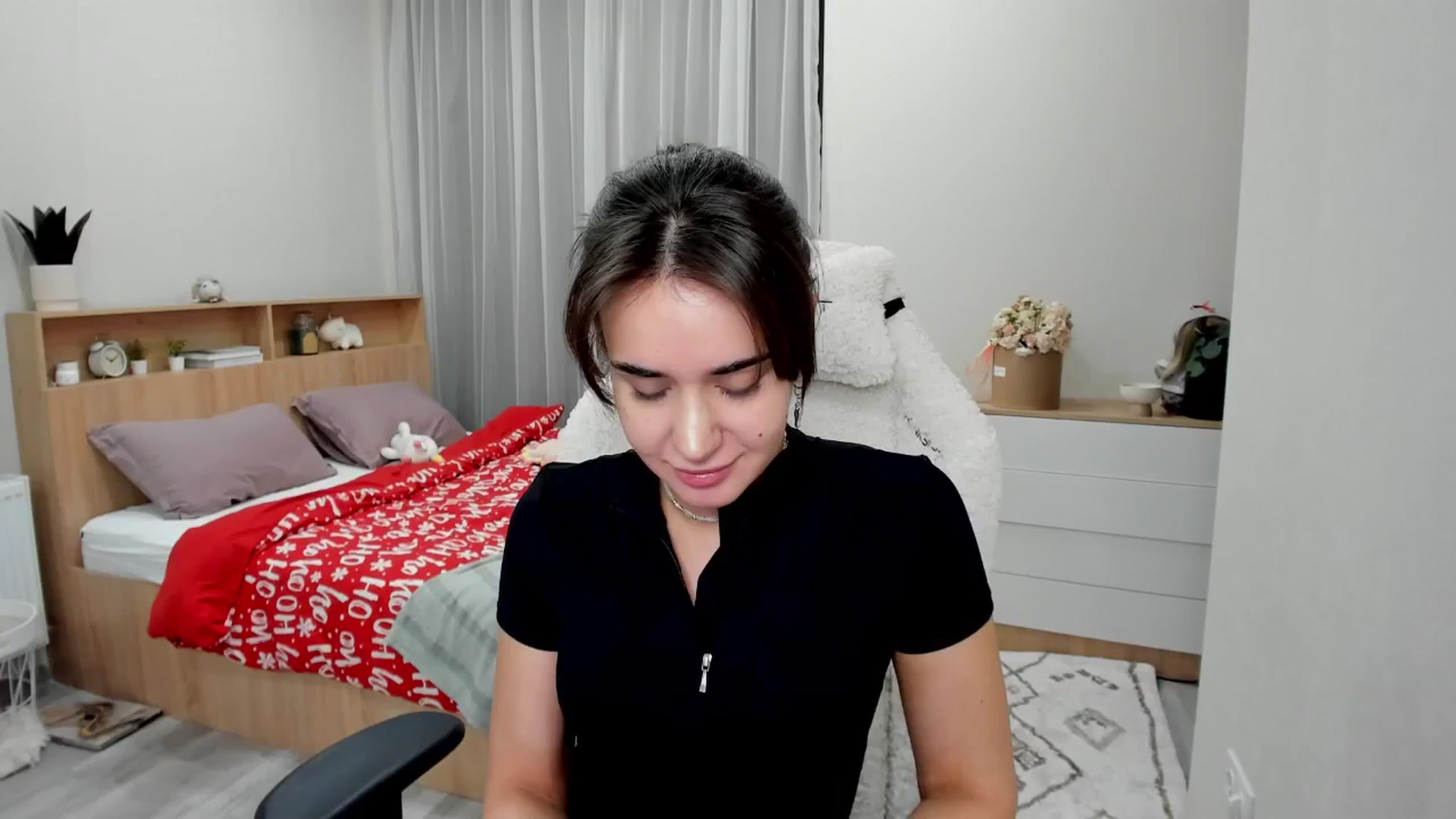 Gallery image thumbnail from Ellies_Smile's myfreecams stream on, 02/04/2025, 14:23 image 12 of 20