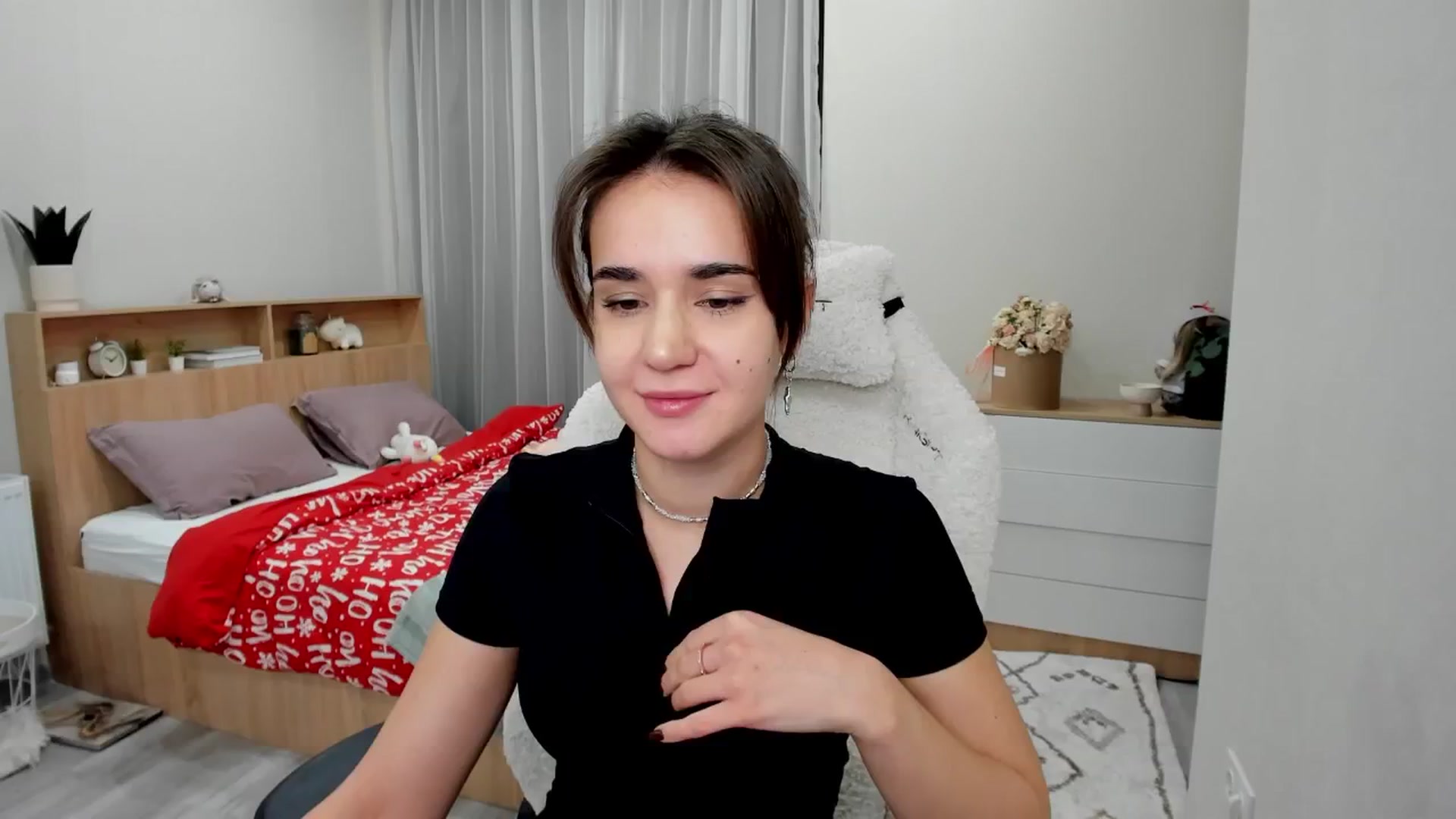 Gallery image thumbnail from Ellies_Smile's myfreecams stream on, 02/04/2025, 14:23 image 15 of 20