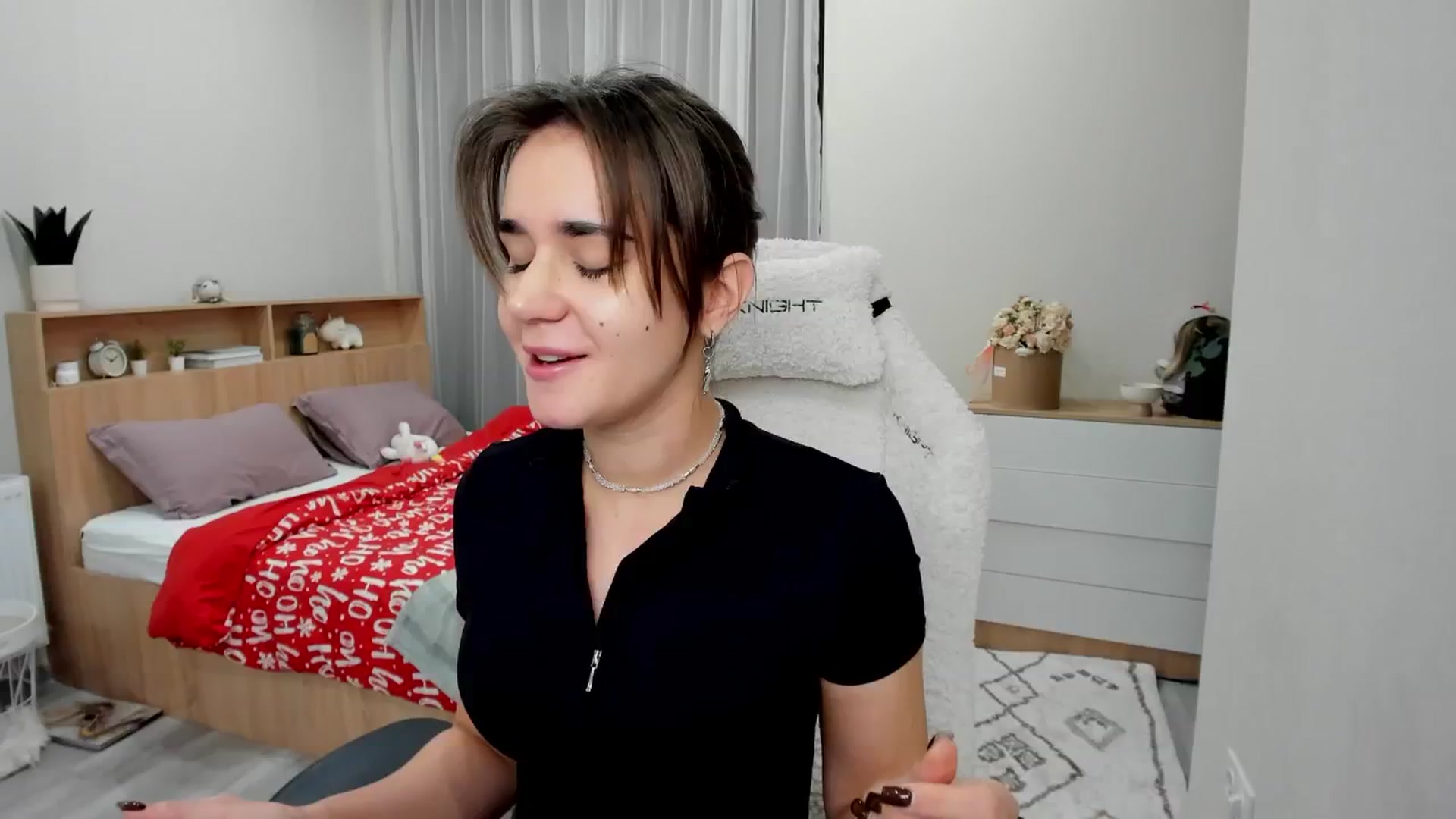 Gallery image thumbnail from Ellies_Smile's myfreecams stream on, 02/04/2025, 14:23 image 16 of 20