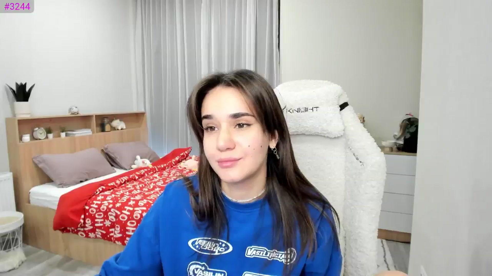 Gallery image thumbnail from Ellies_Smile's myfreecams stream on, 02/06/2025, 10:31 image 16 of 20