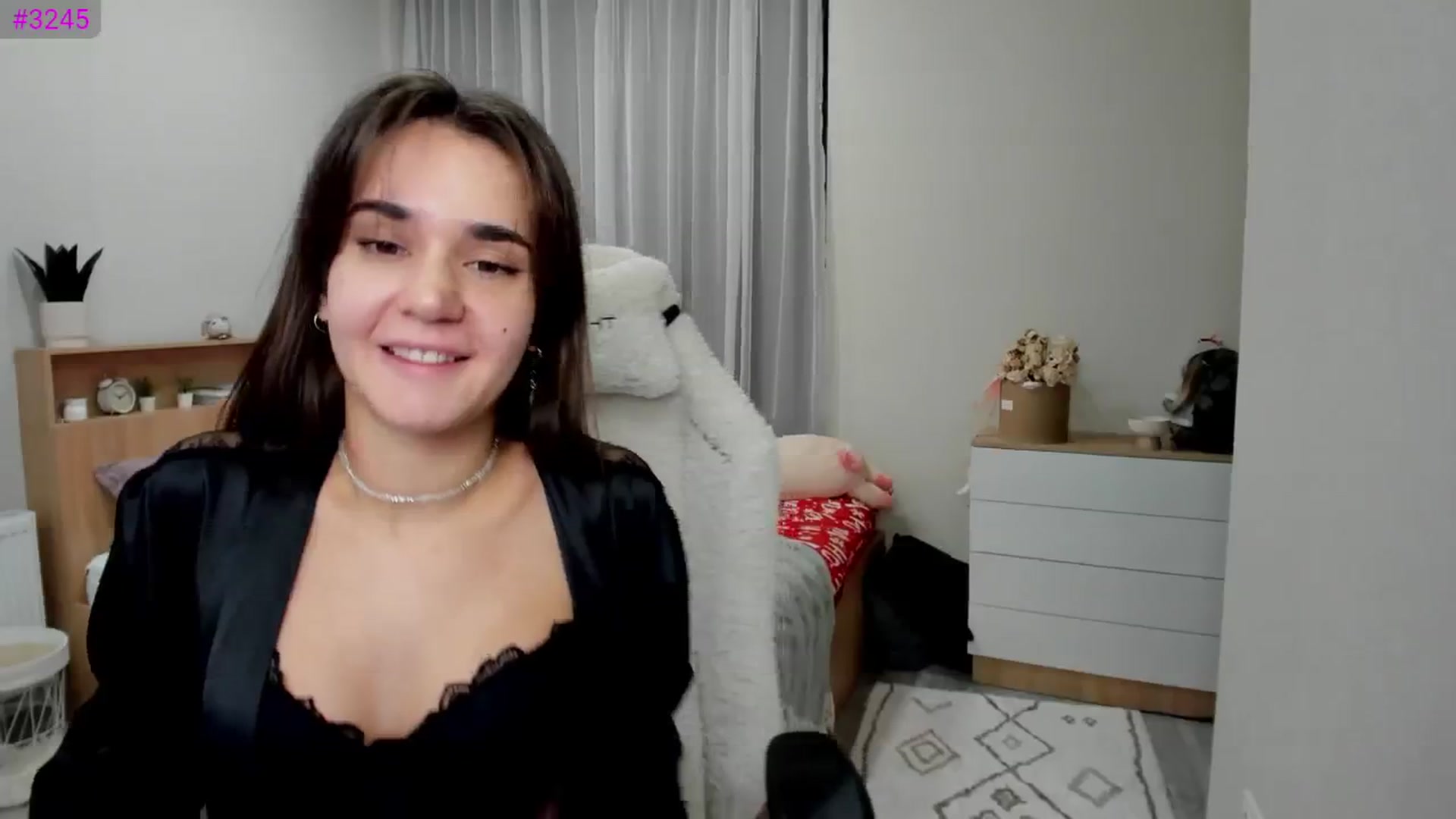 Gallery image thumbnail from Ellies_Smile's myfreecams stream on, 02/06/2025, 10:31 image 18 of 20