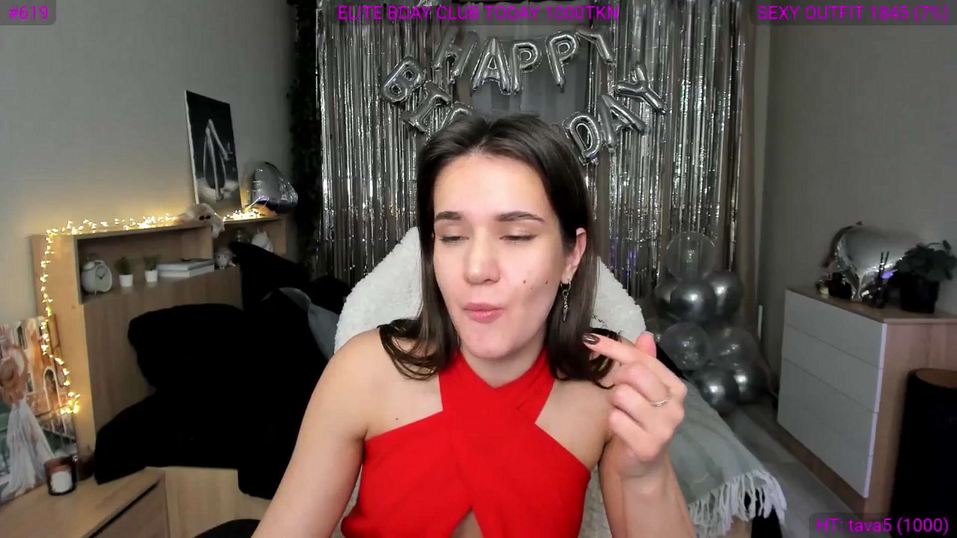Gallery image thumbnail from Ellies_Smile's myfreecams stream on, 02/13/2025, 02:56 image 9 of 20