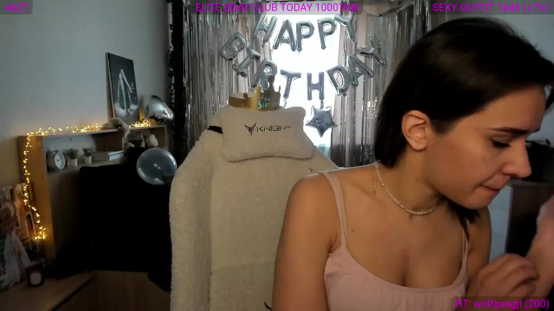 Gallery image thumbnail from Ellies_Smile's myfreecams stream on, 02/13/2025, 10:26 image 11 of 20