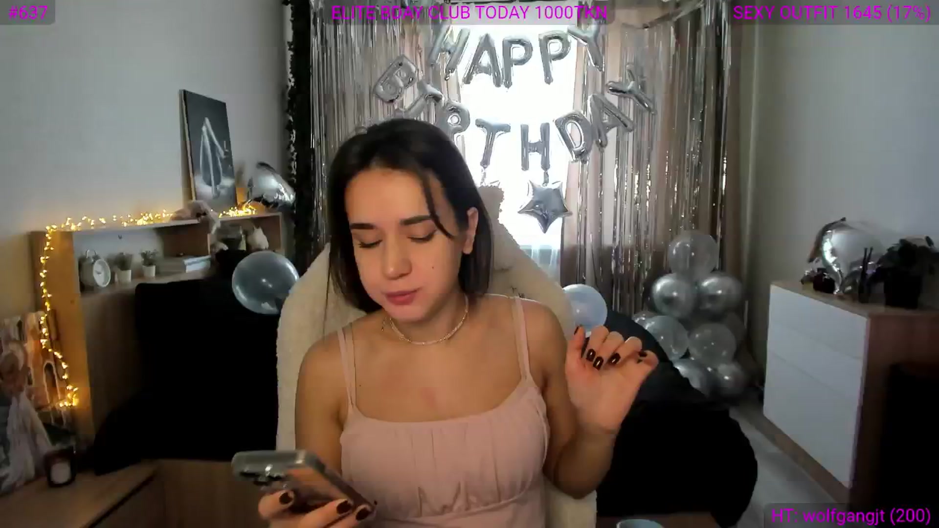 Gallery image thumbnail from Ellies_Smile's myfreecams stream on, 02/13/2025, 10:26 image 10 of 20