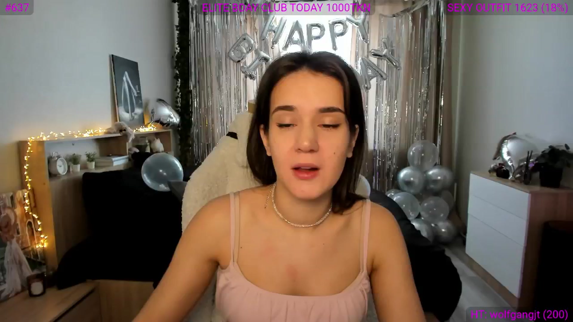 Gallery image thumbnail from Ellies_Smile's myfreecams stream on, 02/13/2025, 10:26 image 19 of 20