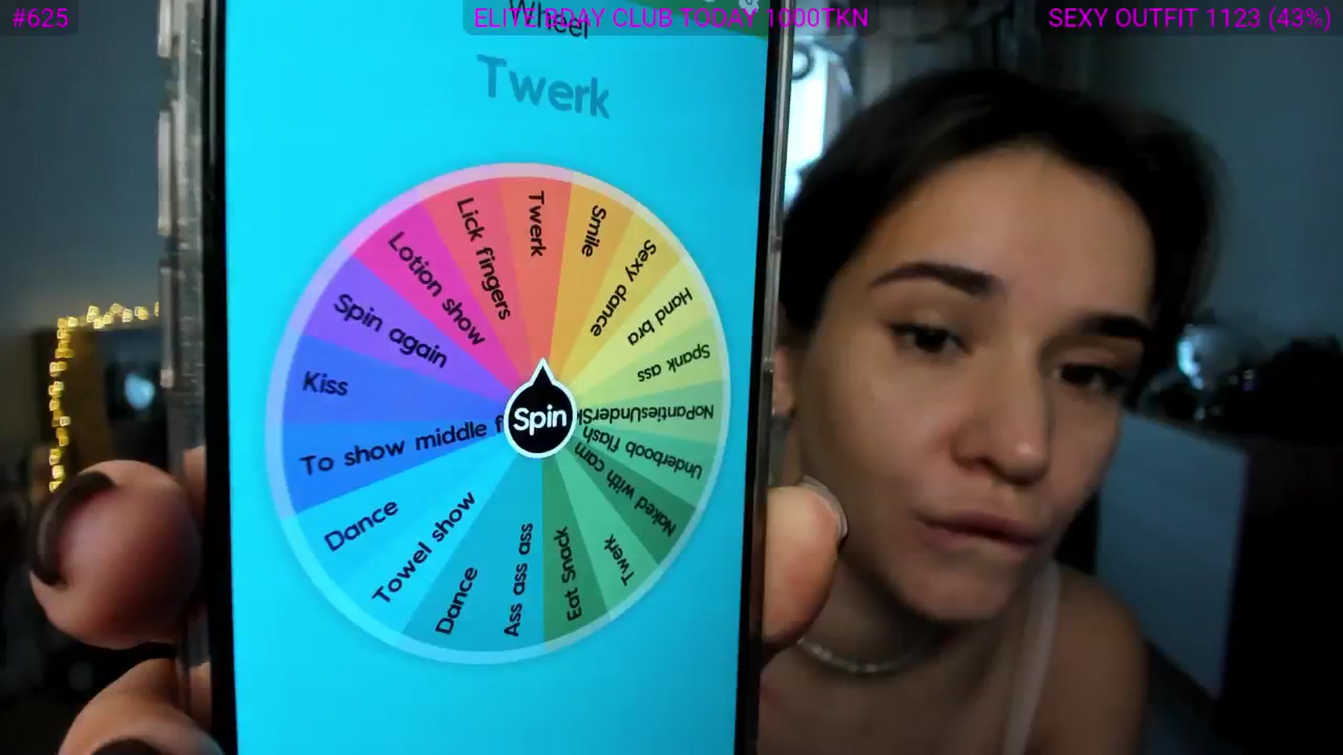 Gallery image thumbnail from Ellies_Smile's myfreecams stream on, 02/13/2025, 12:07 image 20 of 20