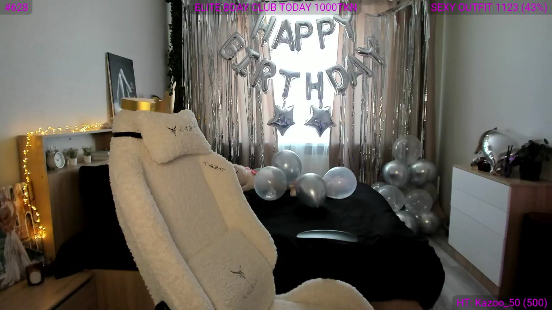 Gallery image thumbnail from Ellies_Smile's myfreecams stream on, 02/13/2025, 12:07 image 1 of 20