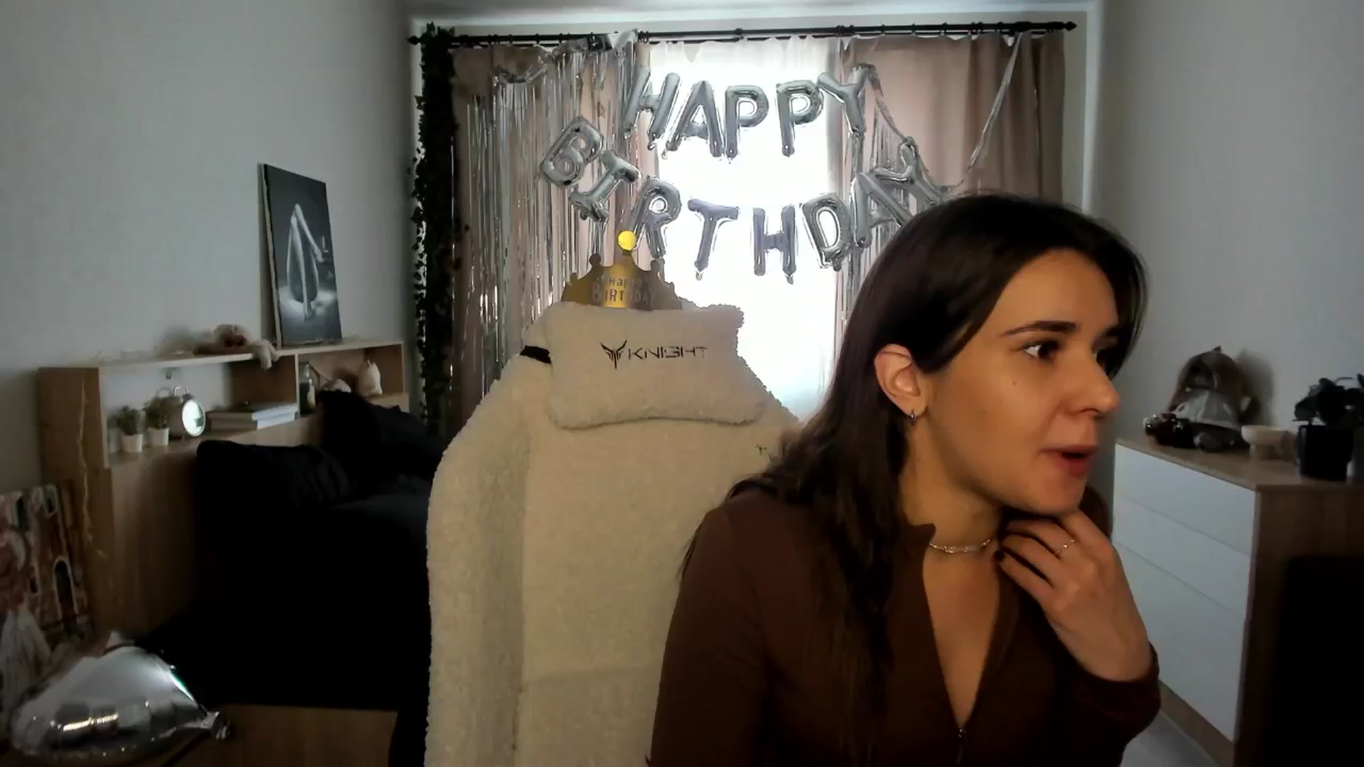 Gallery image thumbnail from Ellies_Smile's myfreecams stream on, 02/18/2025, 11:11 image 7 of 20