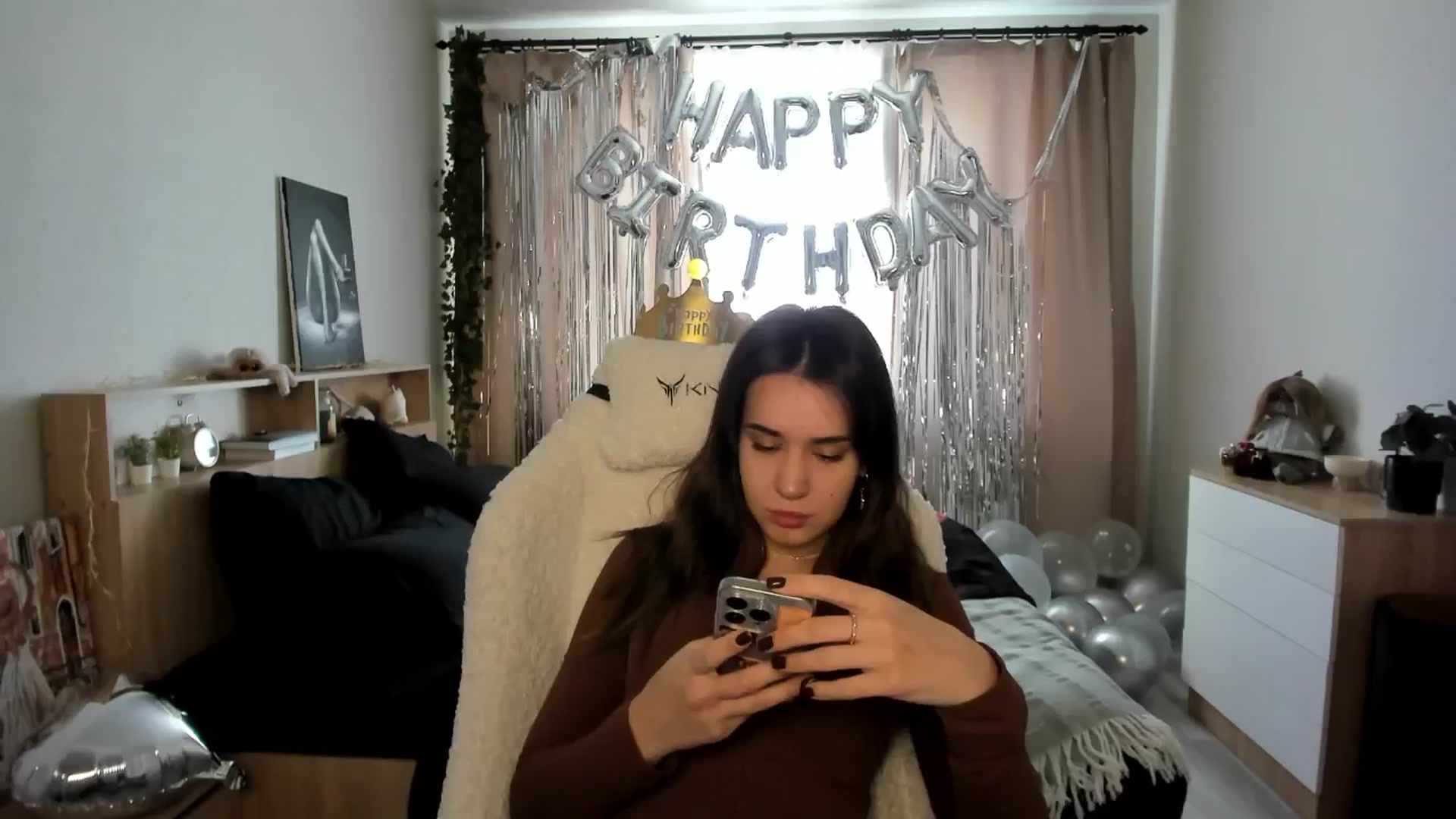 Gallery image thumbnail from Ellies_Smile's myfreecams stream on, 02/18/2025, 11:11 image 1 of 20