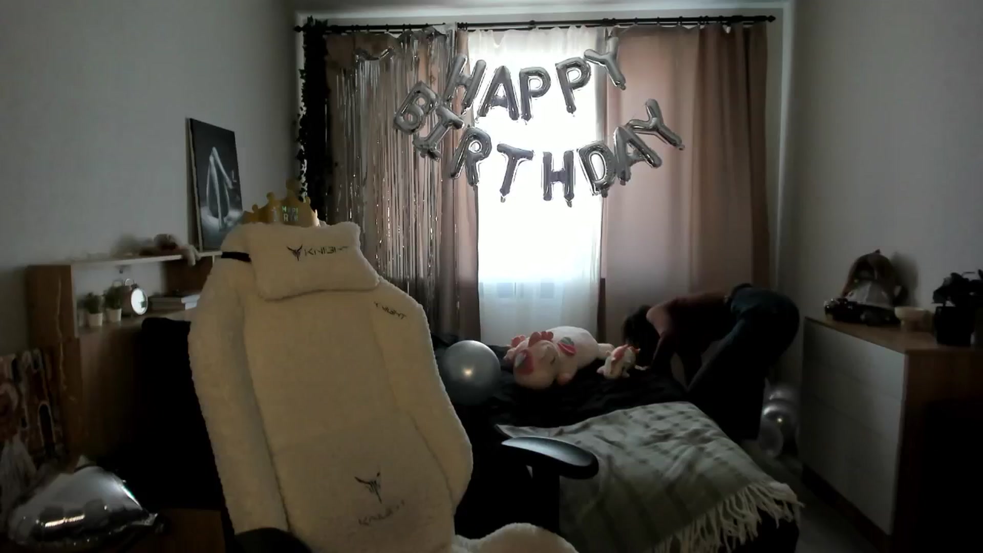 Gallery image thumbnail from Ellies_Smile's myfreecams stream on, 02/18/2025, 11:11 image 9 of 20