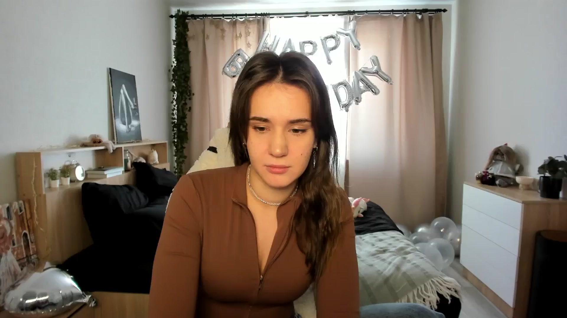 Gallery image thumbnail from Ellies_Smile's myfreecams stream on, 02/18/2025, 11:11 image 20 of 20