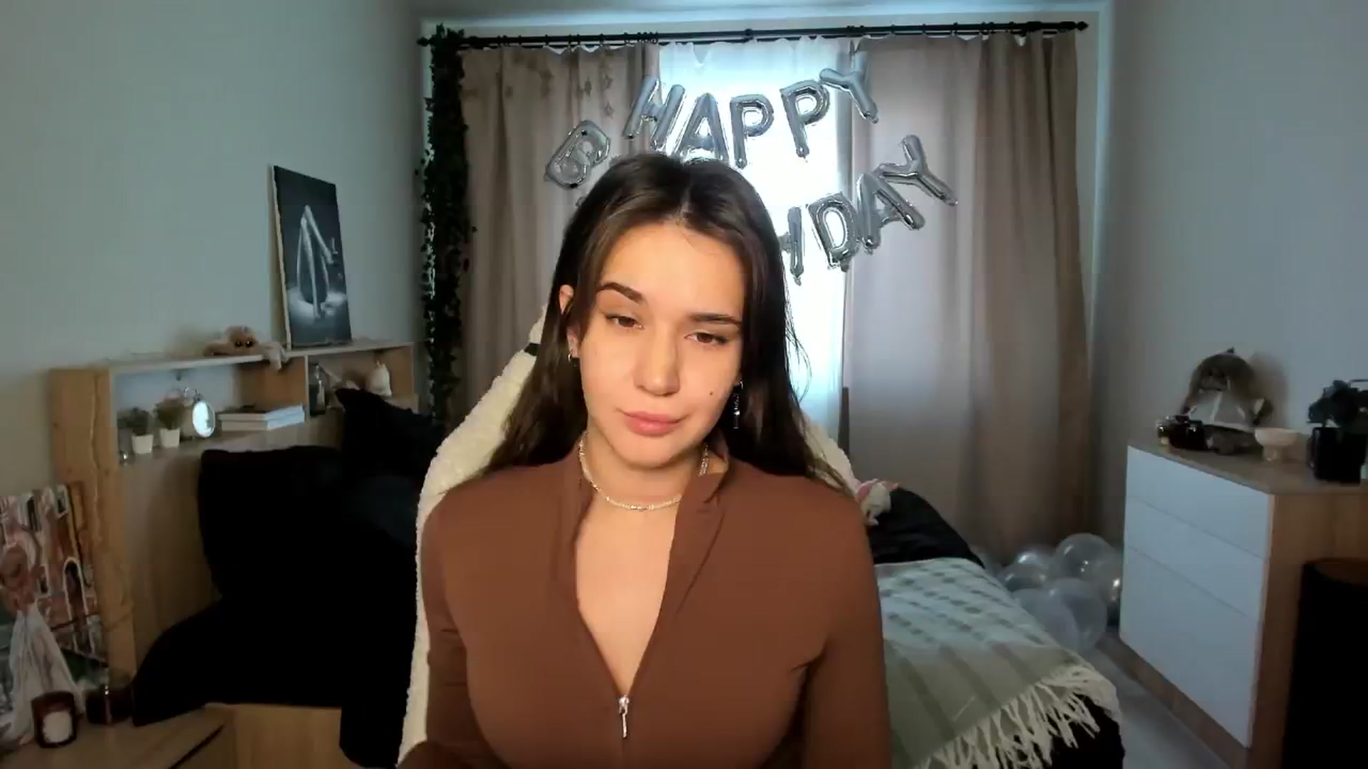 Gallery image thumbnail from Ellies_Smile's myfreecams stream on, 02/18/2025, 13:45 image 5 of 20